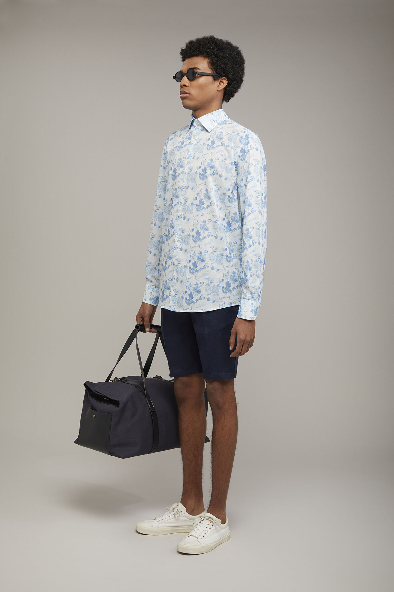 Men&rsquo;s printed casual shirt with classic collar 100% cotton muslin fabric comfort fit image number 1