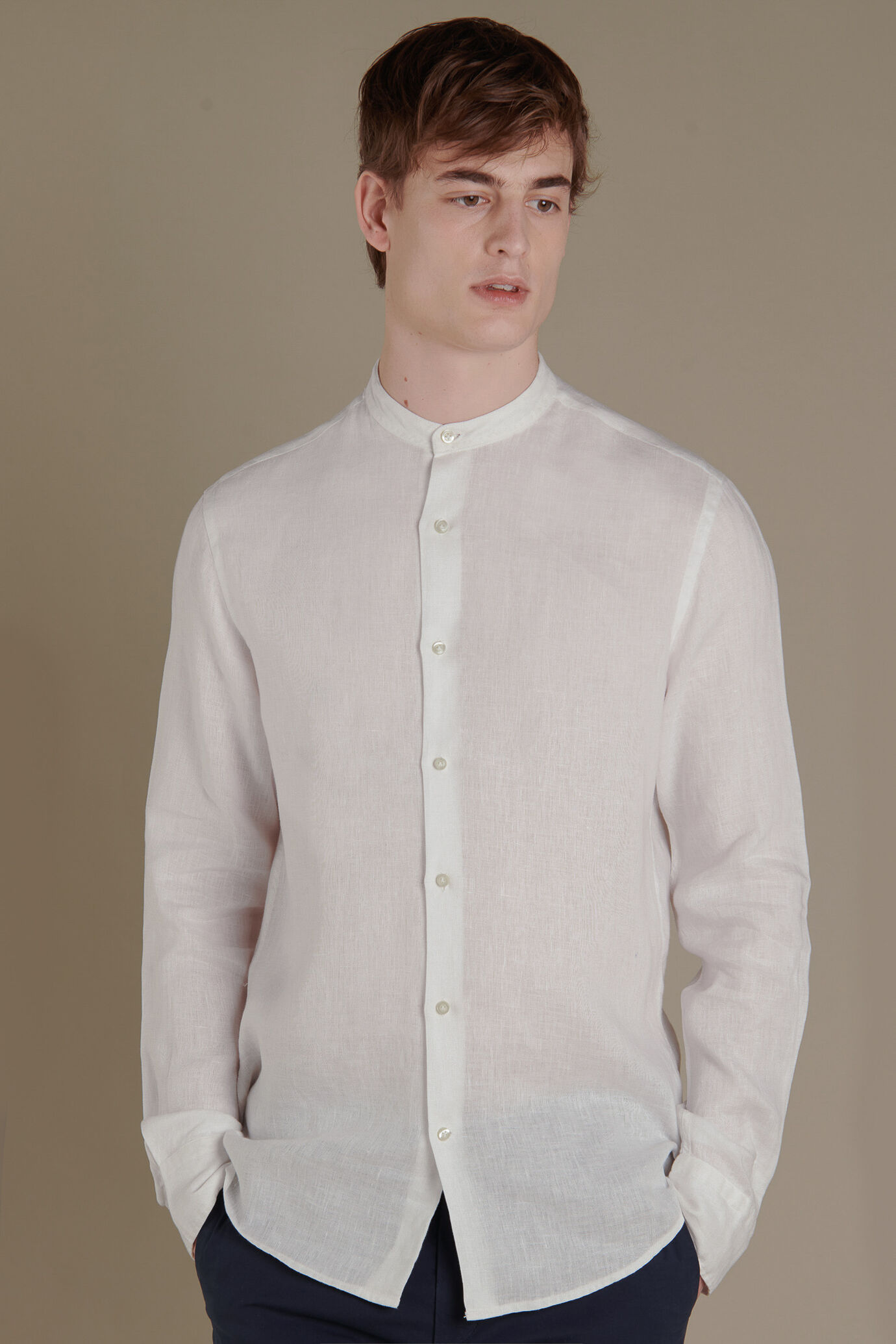 Camicia casual uomo collo coreano 100% lino image number 0