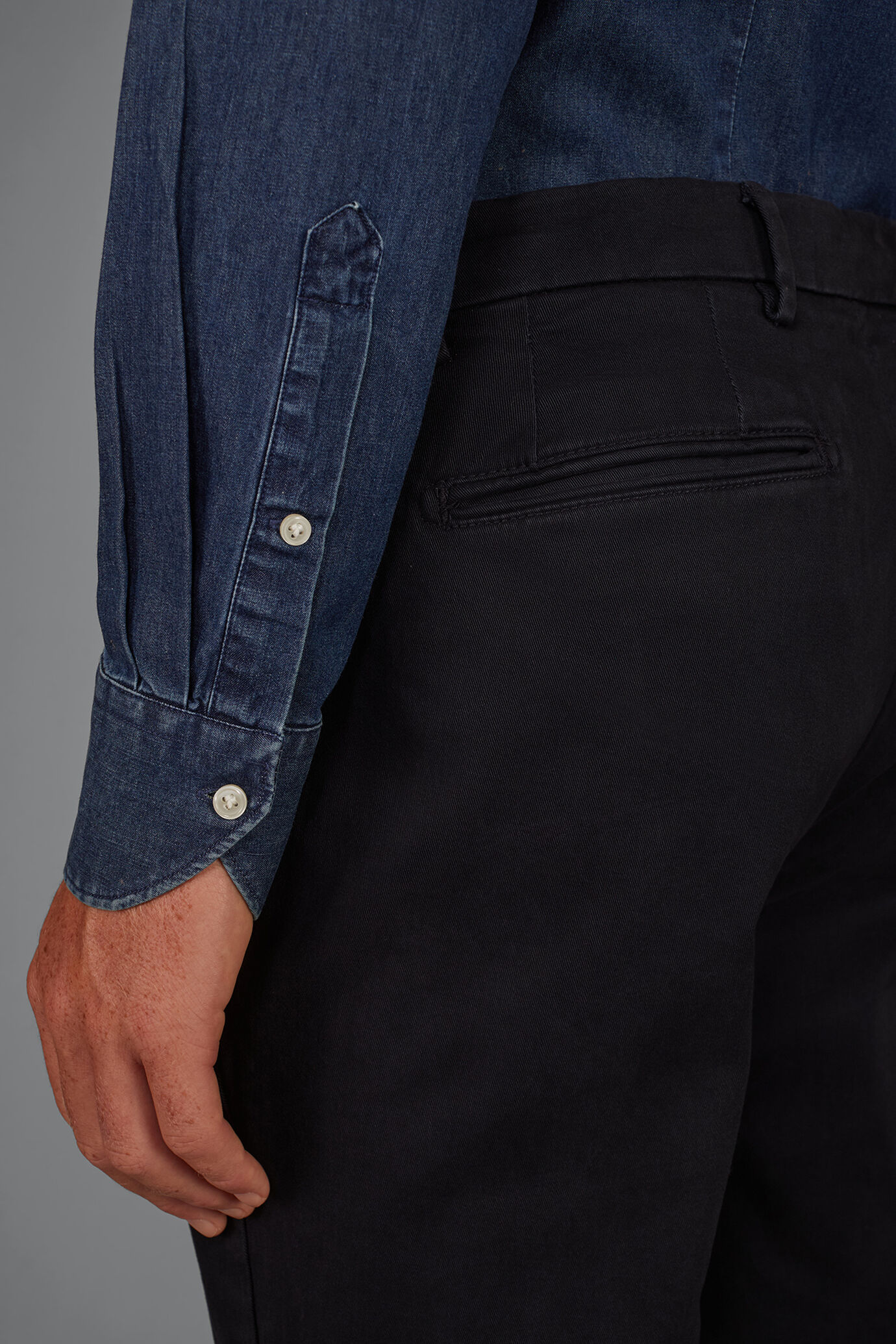 Men&rsquo;s Slim-fit Denim Fabric Shirt image number 3