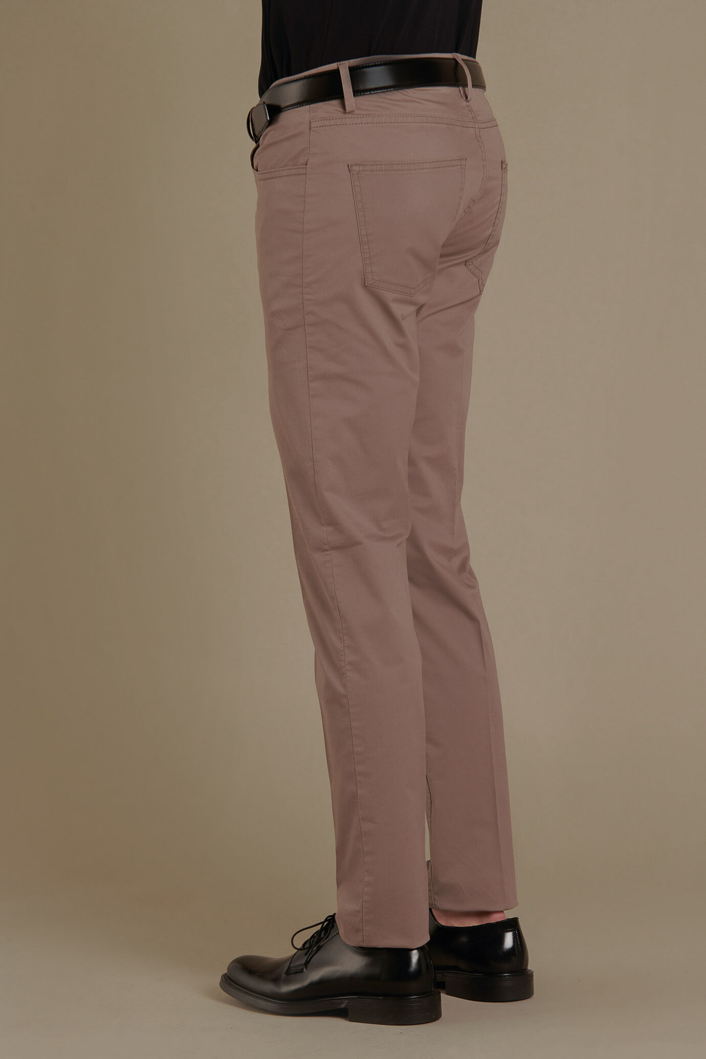 Pantalone uomo 5 tasche tinta unita image number 2