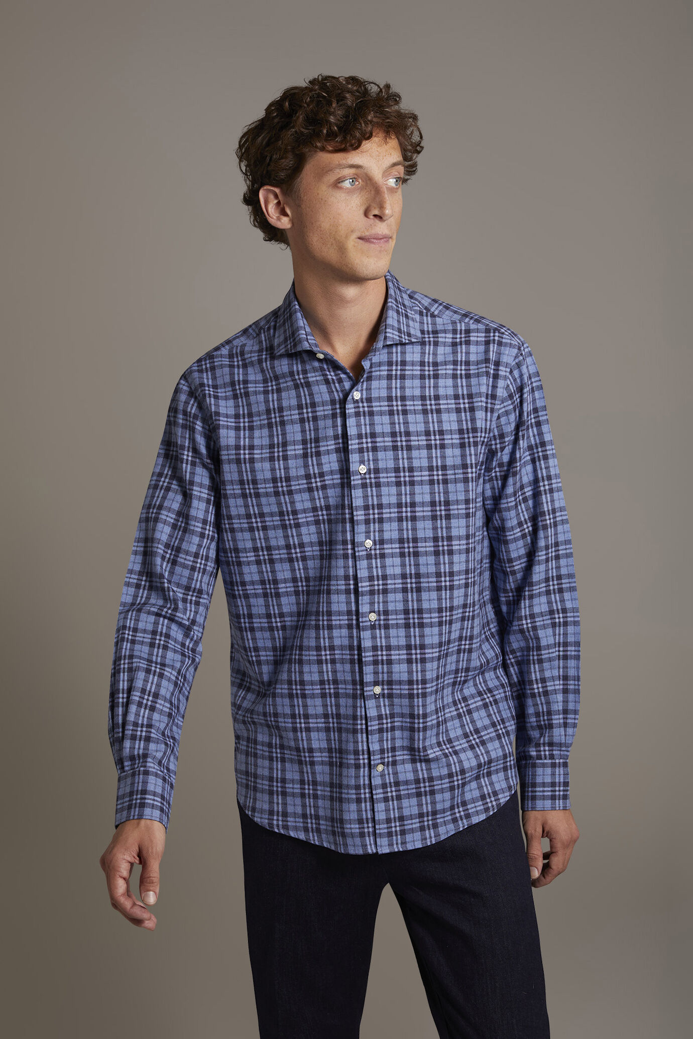 Camicia casual collo francese comfort fit tessuto in flanella tartan image number 1