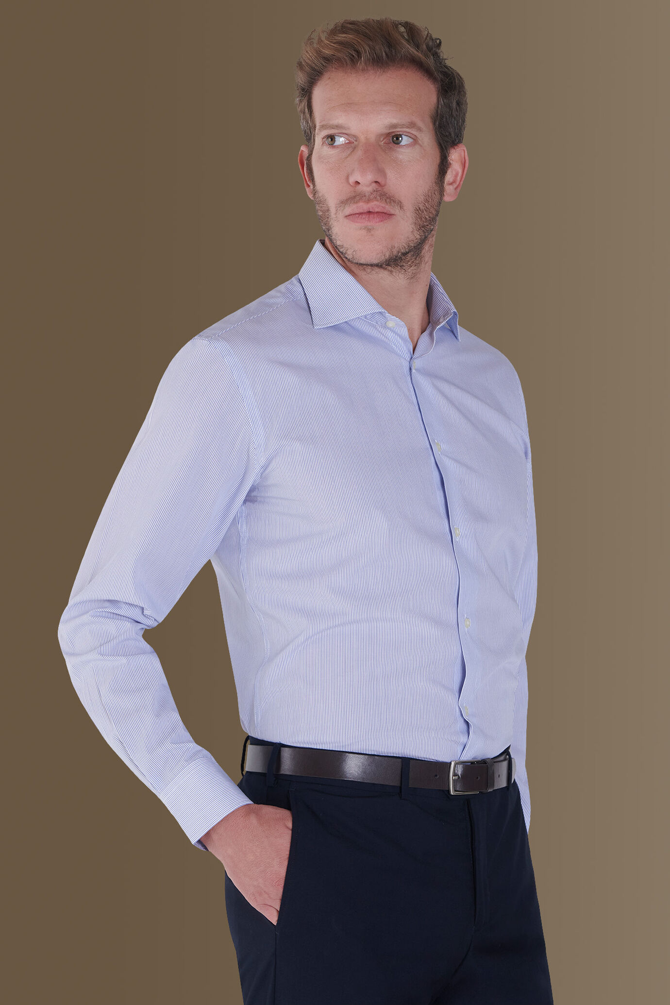 Camicia classica collo francese uomo 100% cotone tinto filo a righe image number 2