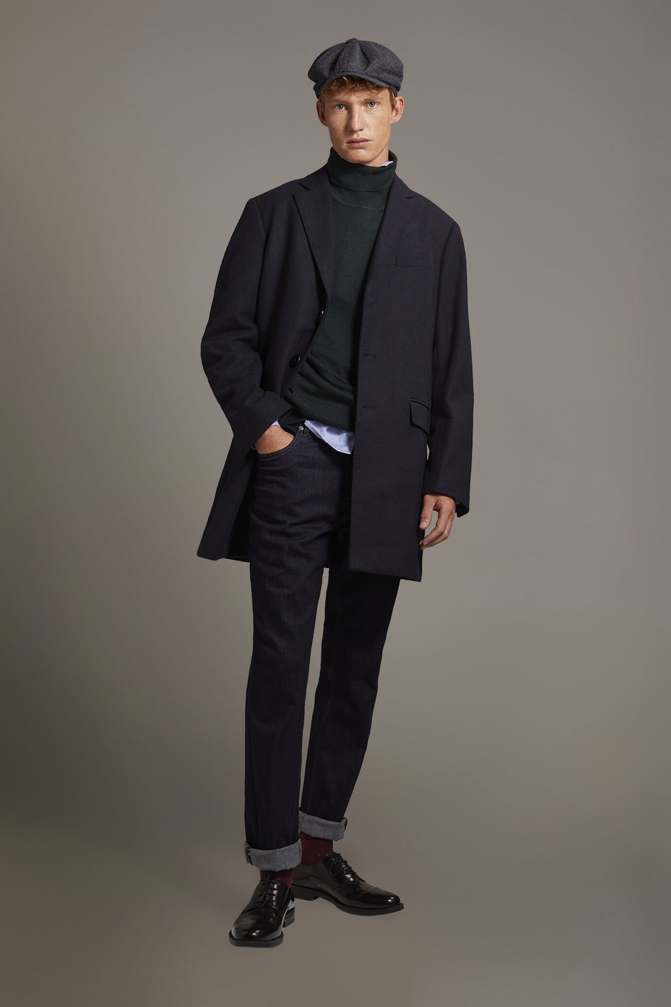 Classic single-breasted coat wool blend