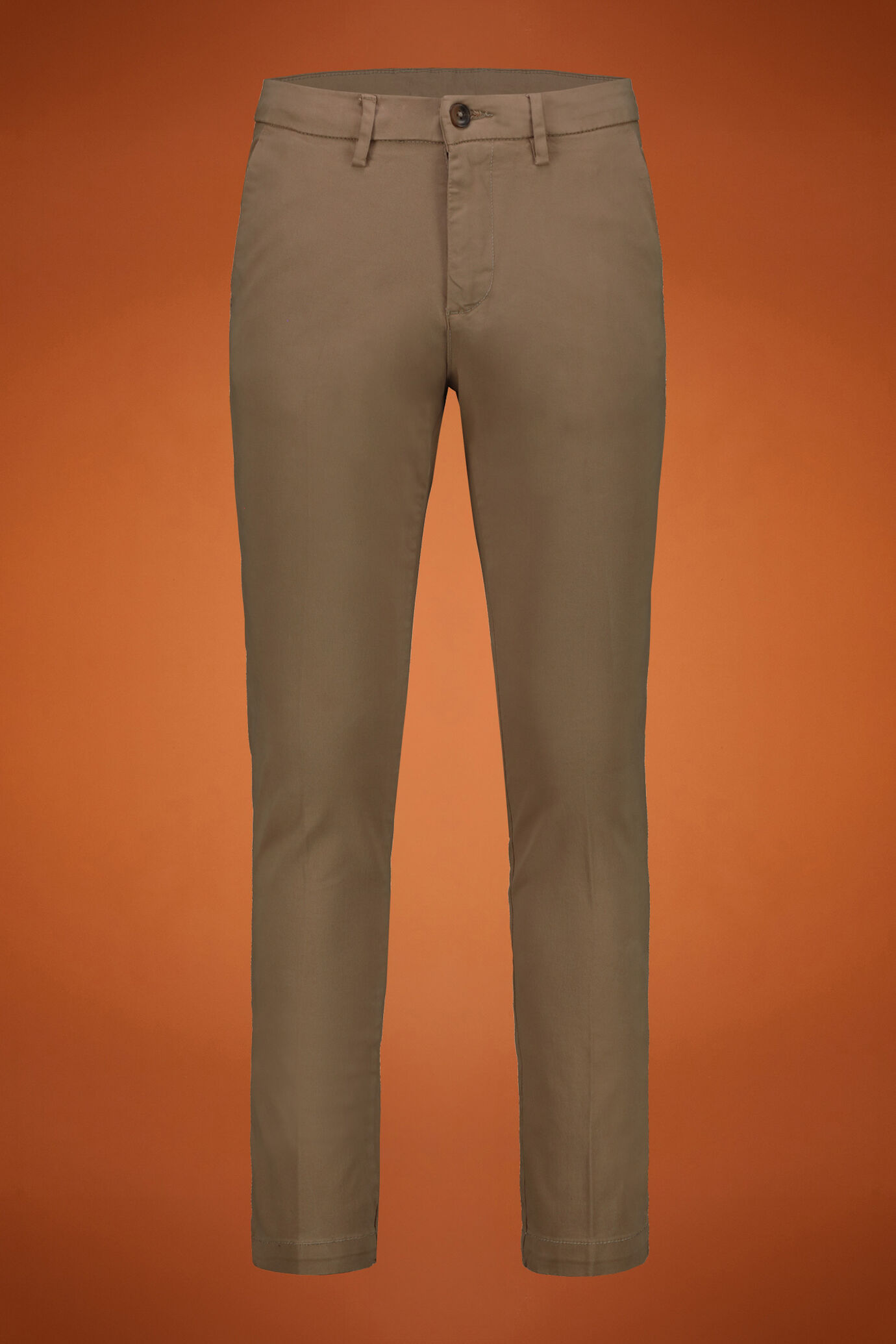Men's slim fit chino pants