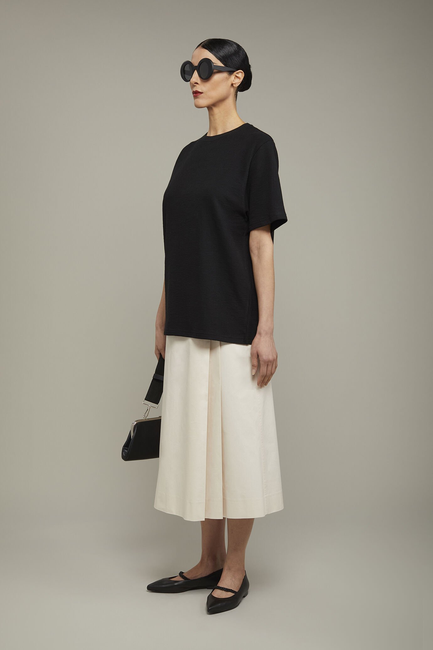 Women’s 100% cotton oversize t-shirt image number 1