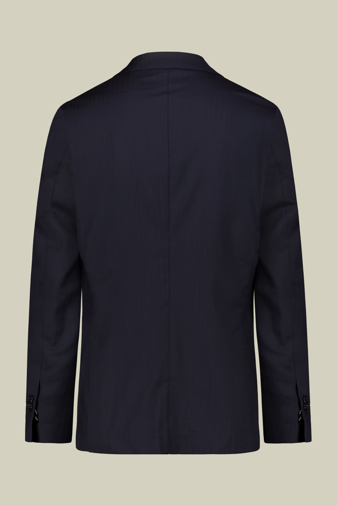 Single-breasted men's suit with classic single-pleat trousers, in 100% wool with herringbone weave image number 6