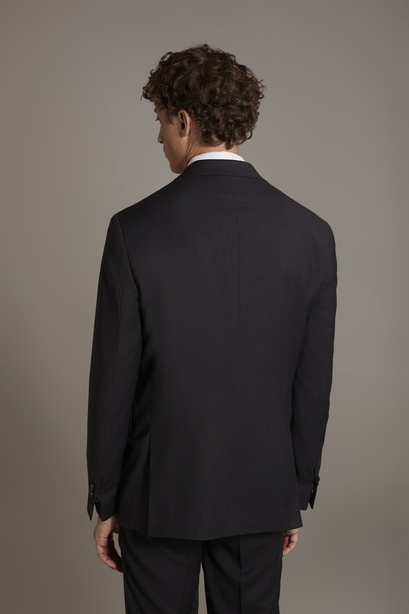Regular fit single-breasted suit in birdseye fabric image number 4