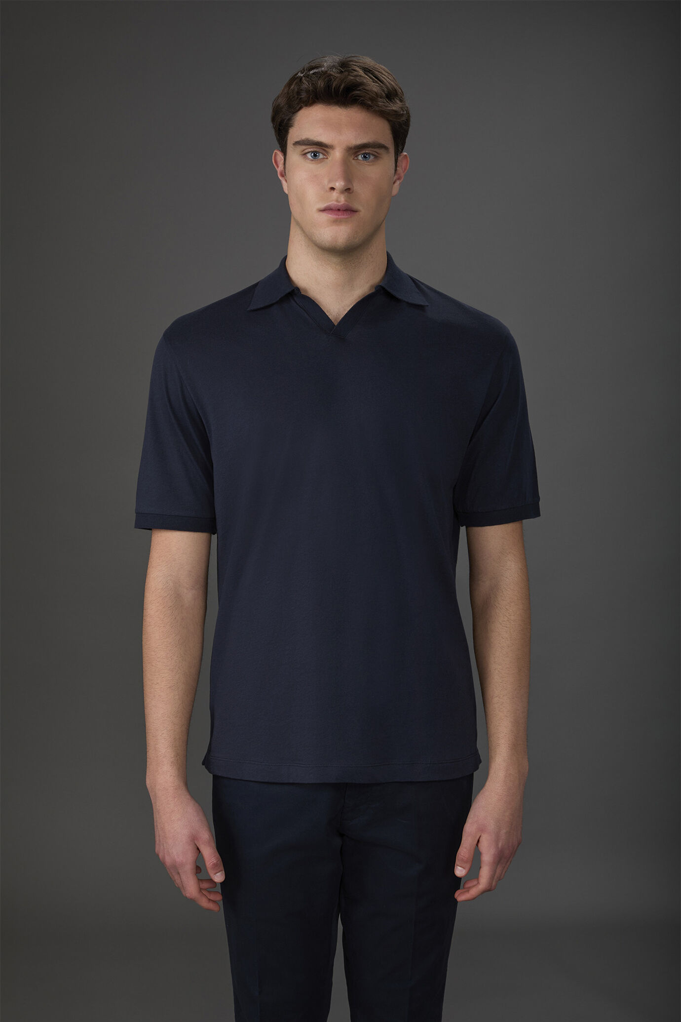 Men's short-sleeved 100% organic cotton polo shirt with derby collar