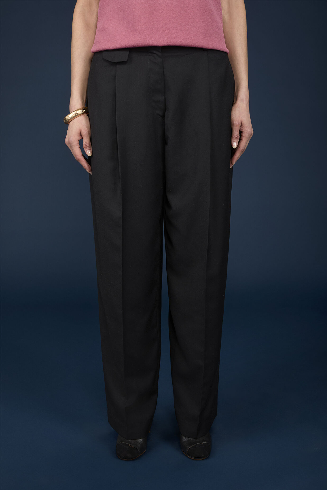 Pantalone classico donna con gamba larga regular fit image number 1