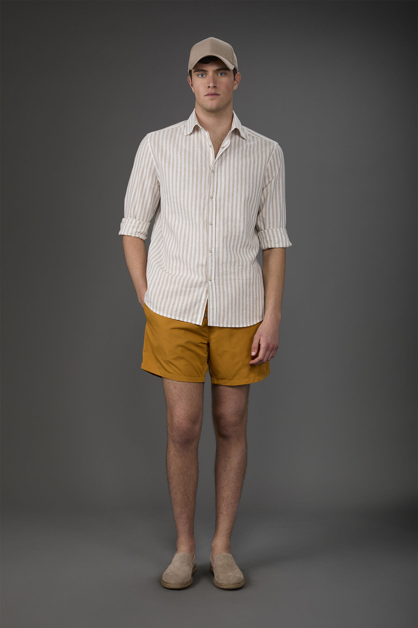 Einfarbige Herren-Badehose image number 0