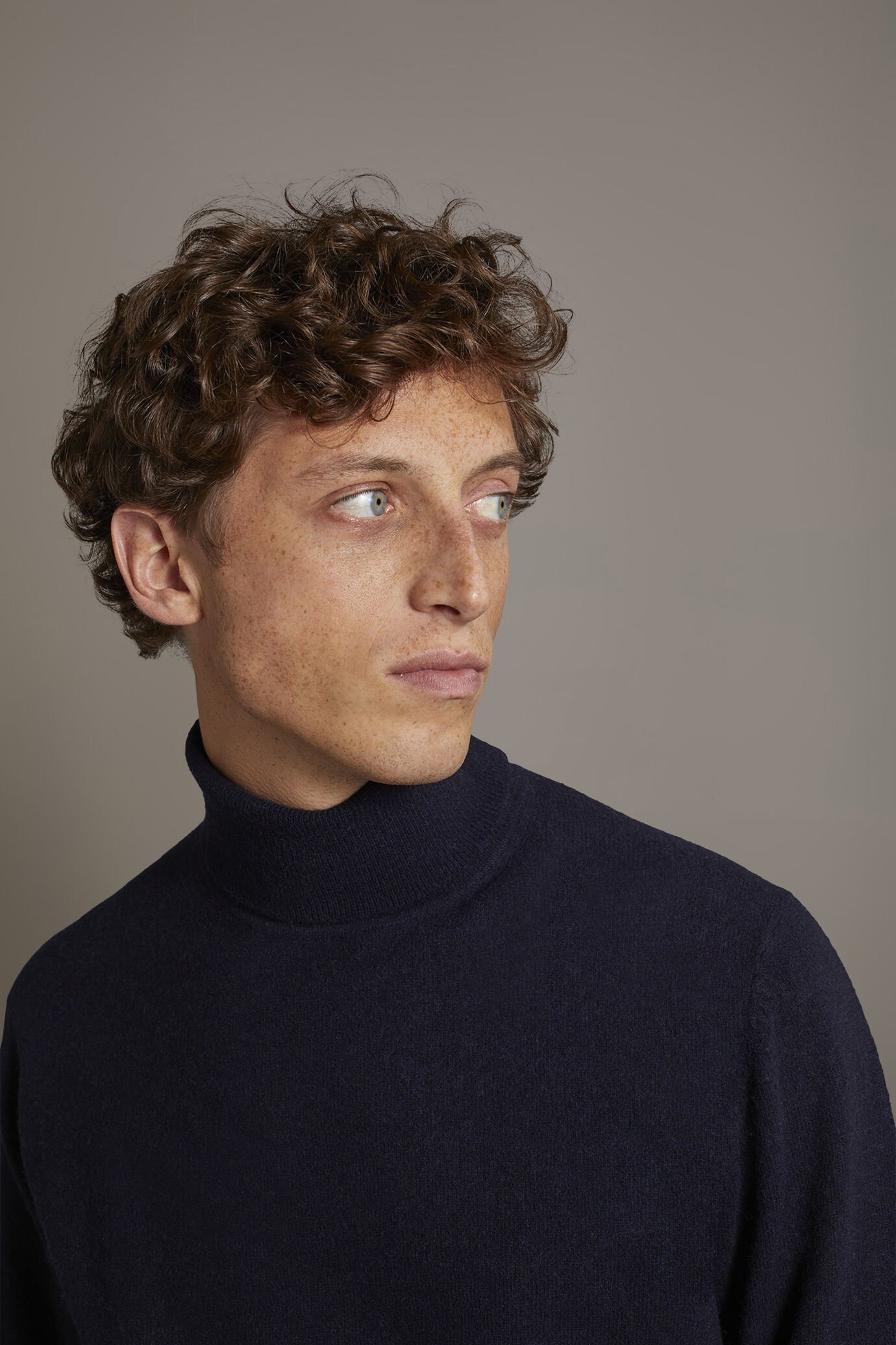 Maglia collo alto in misto lana lambswool image number 2