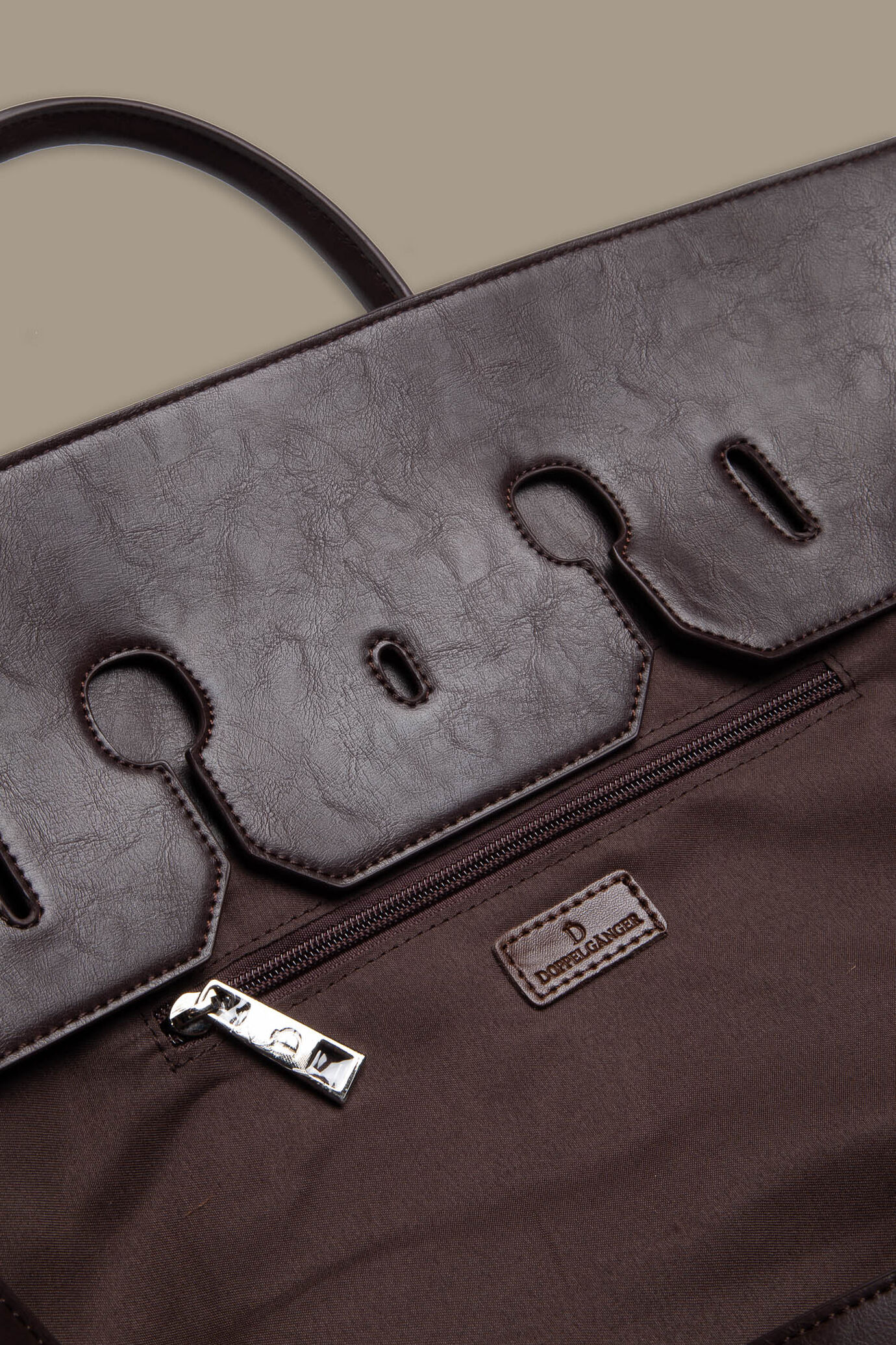 100%cotton and synthetic leather travel bag image number 2