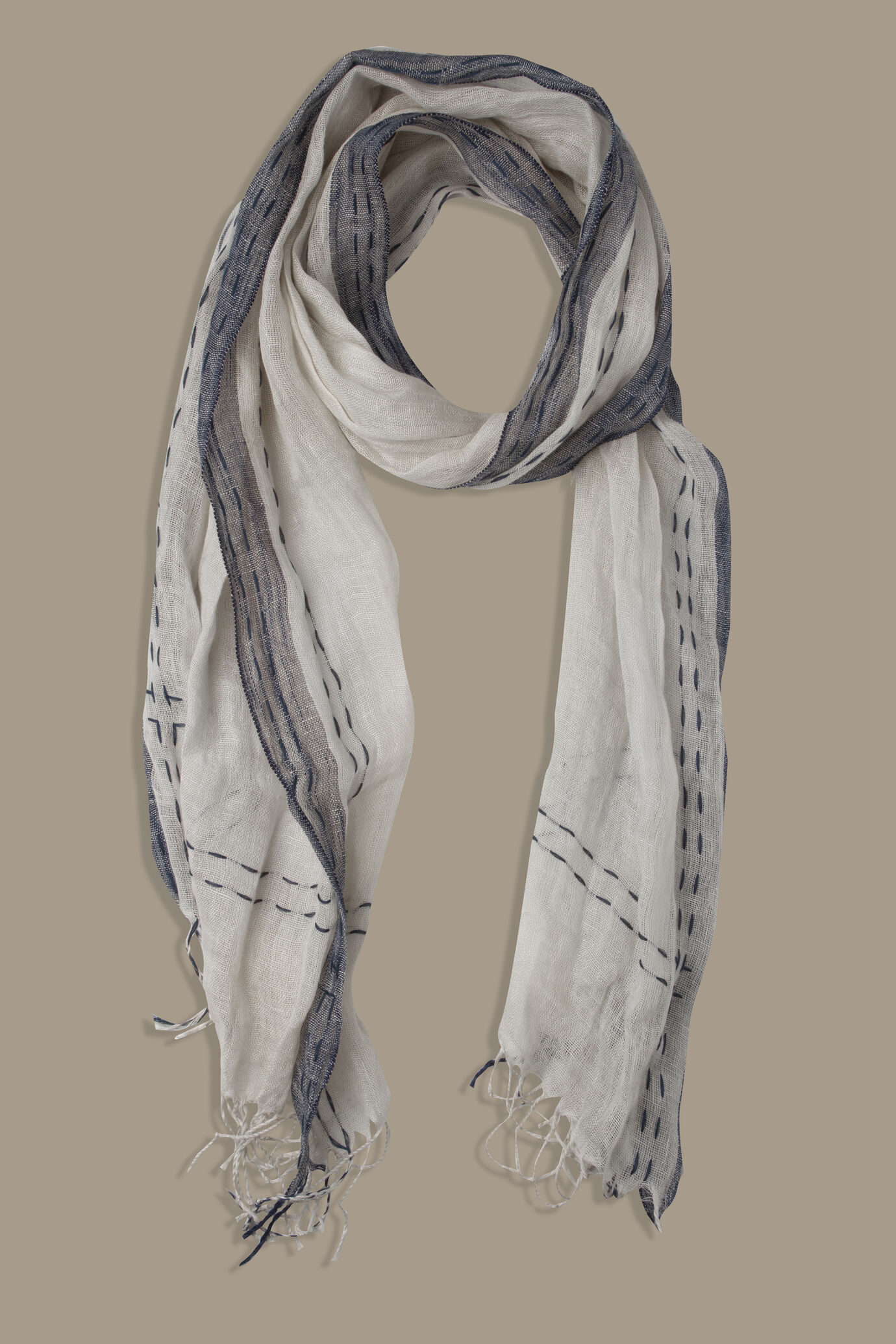 100% linen shawl image number 0