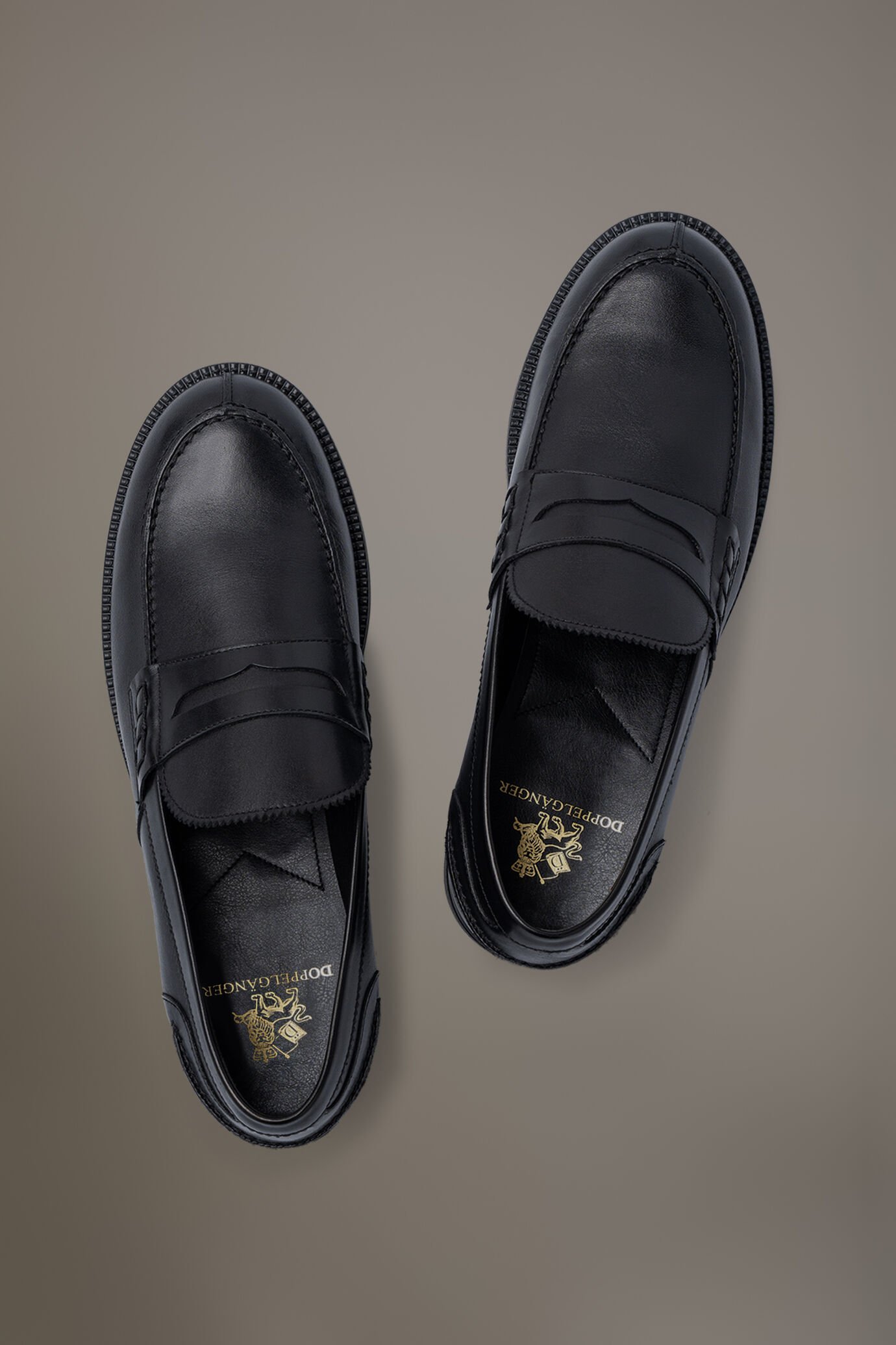 Loafer shoes 100% leather with rubber sole image number 3