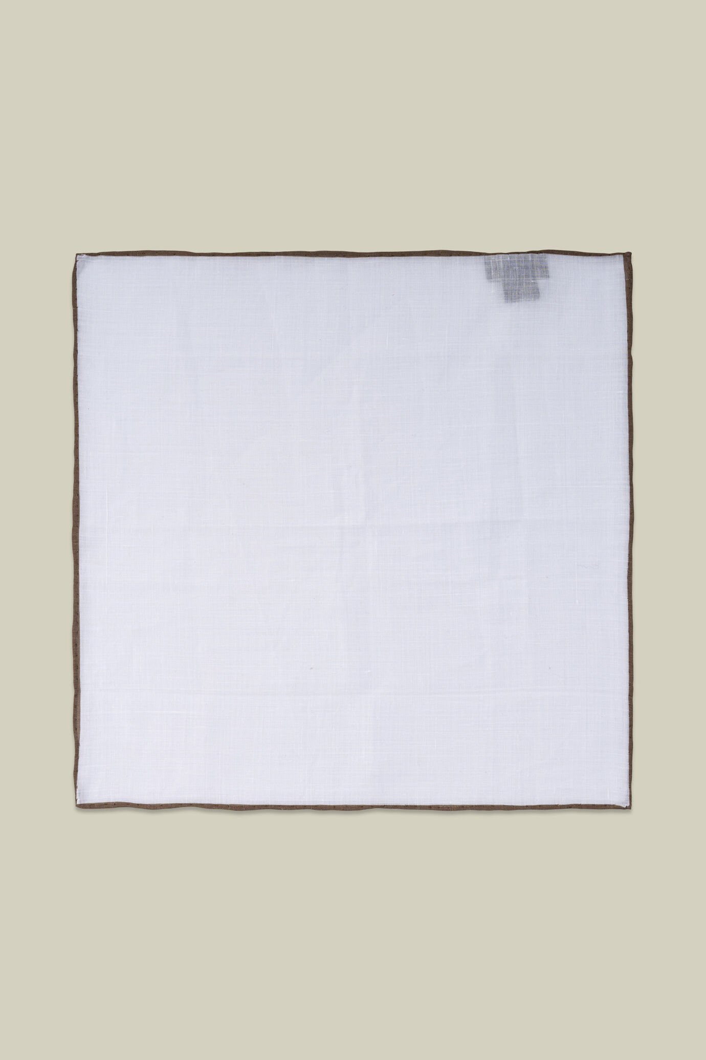 Single-colour pocket square for men with coloured border 100% linen image number 1