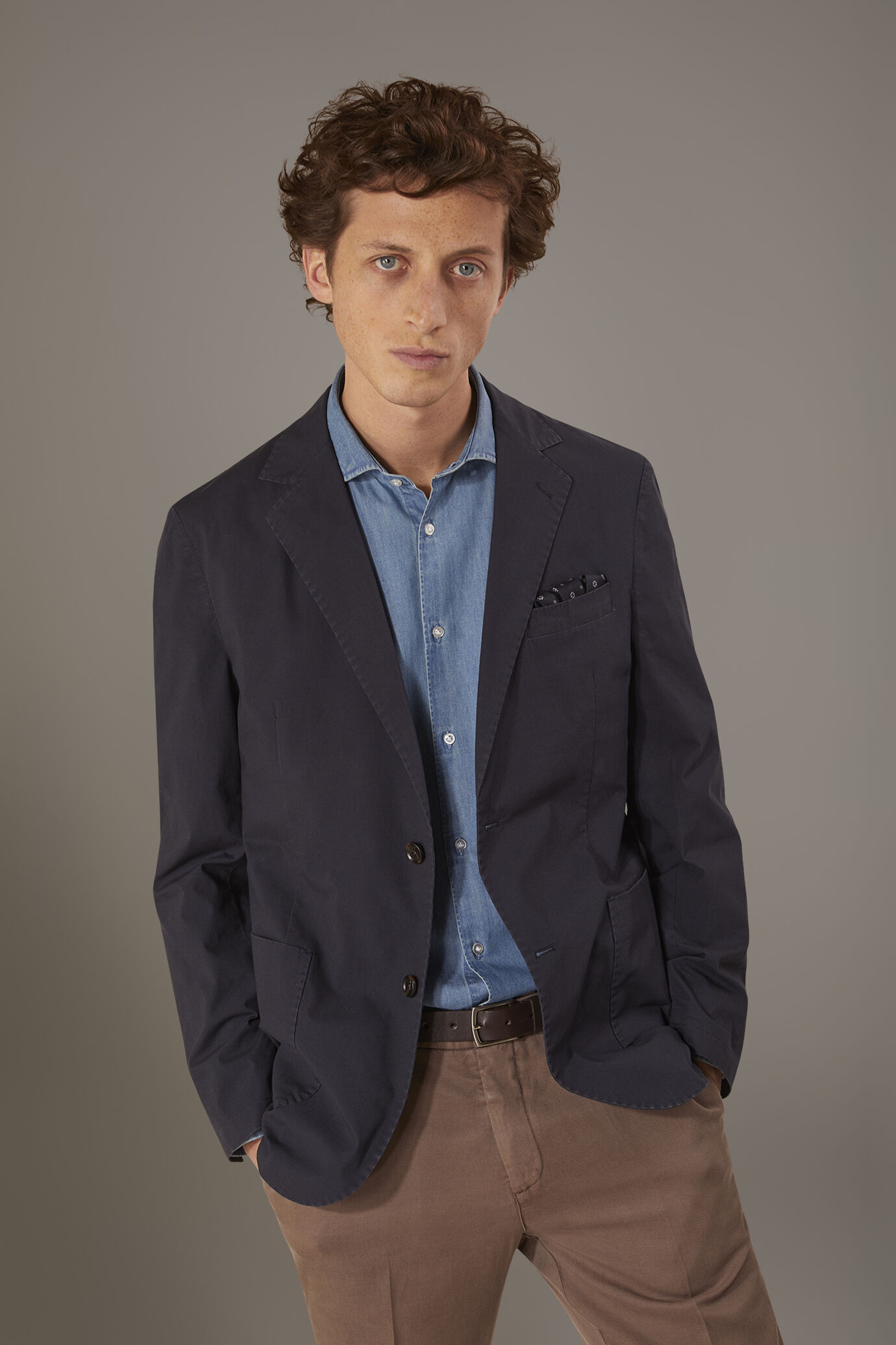 Giacca monopetto cotone effetto lavato con tasche a toppa image number 1