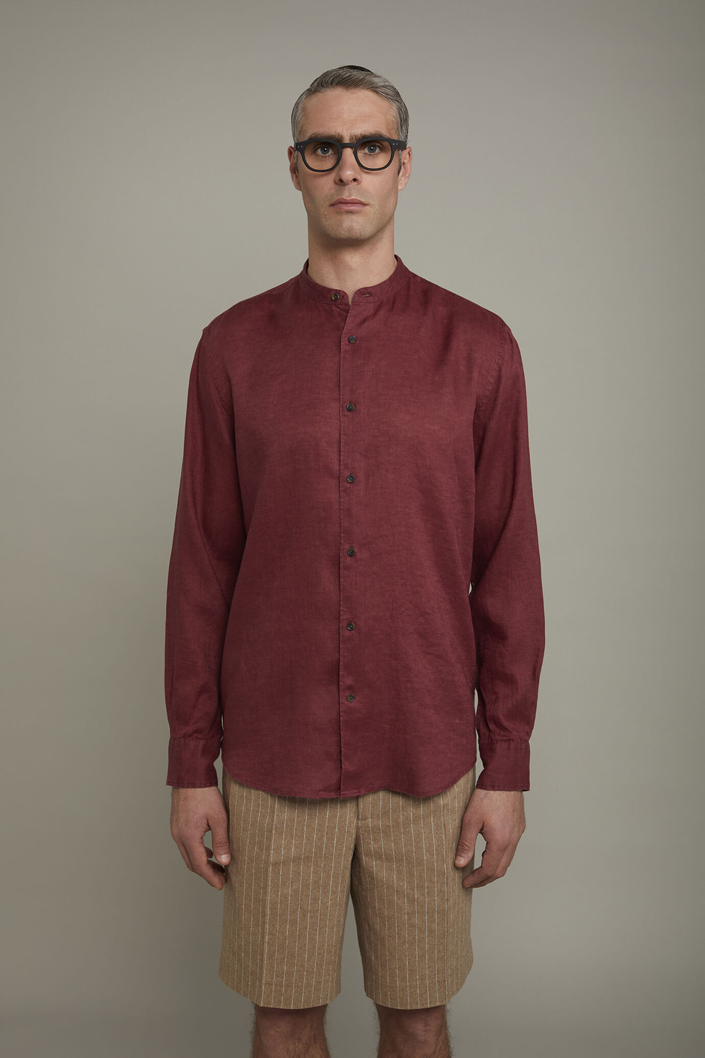 Men’s casual shirt with Korean collar 100% linen comfort fit image number 2