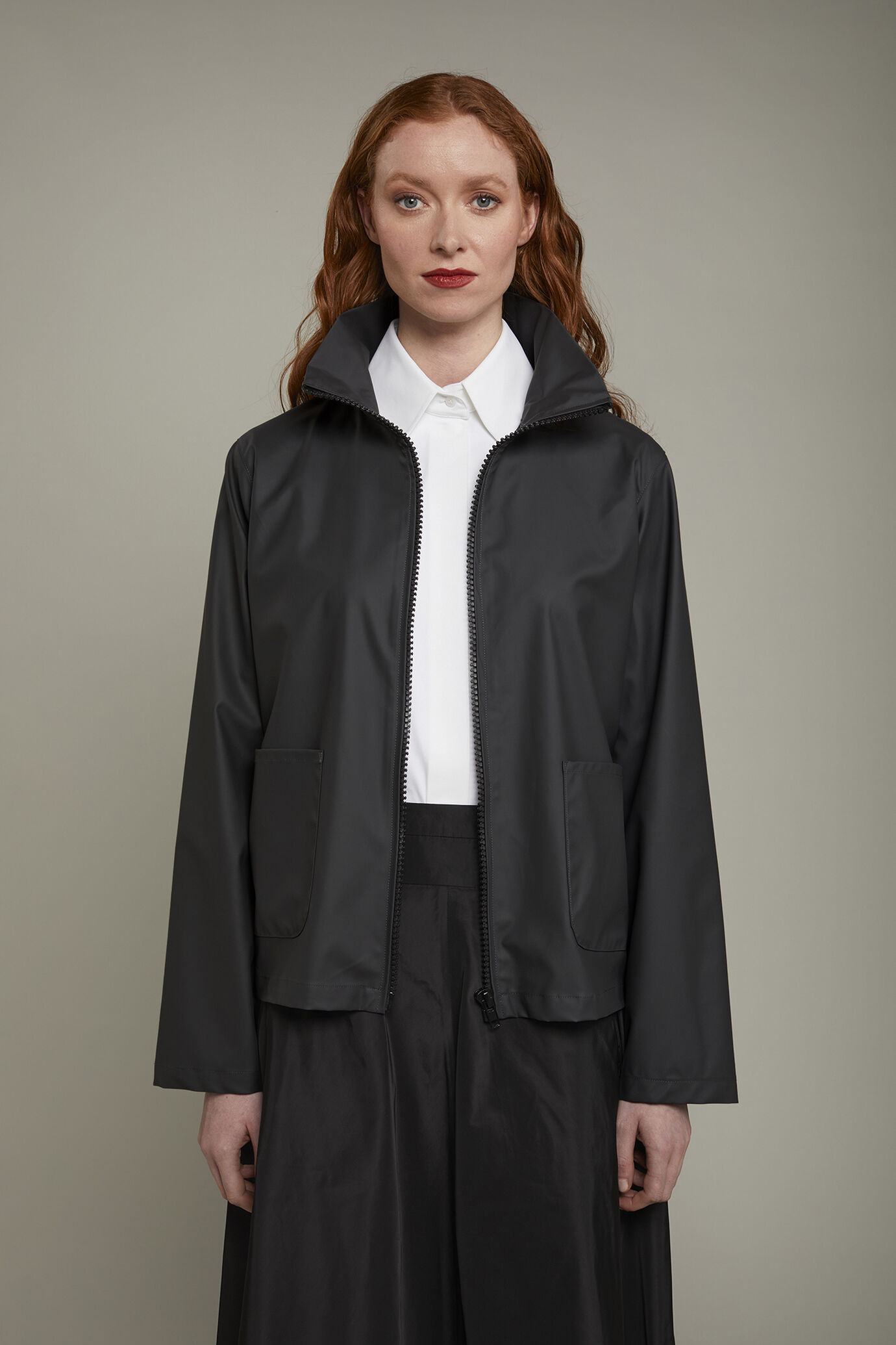 Giubbino tecnico donna con zip regular fit image number 2