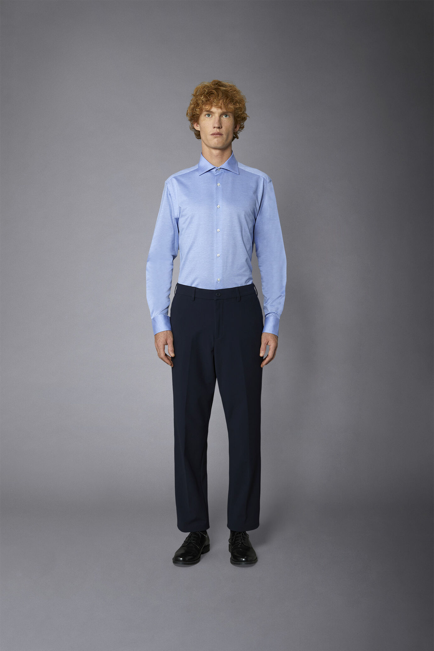 Pantalone chino uomo tessuto in nylon elasticizzato comfort fit image number 2