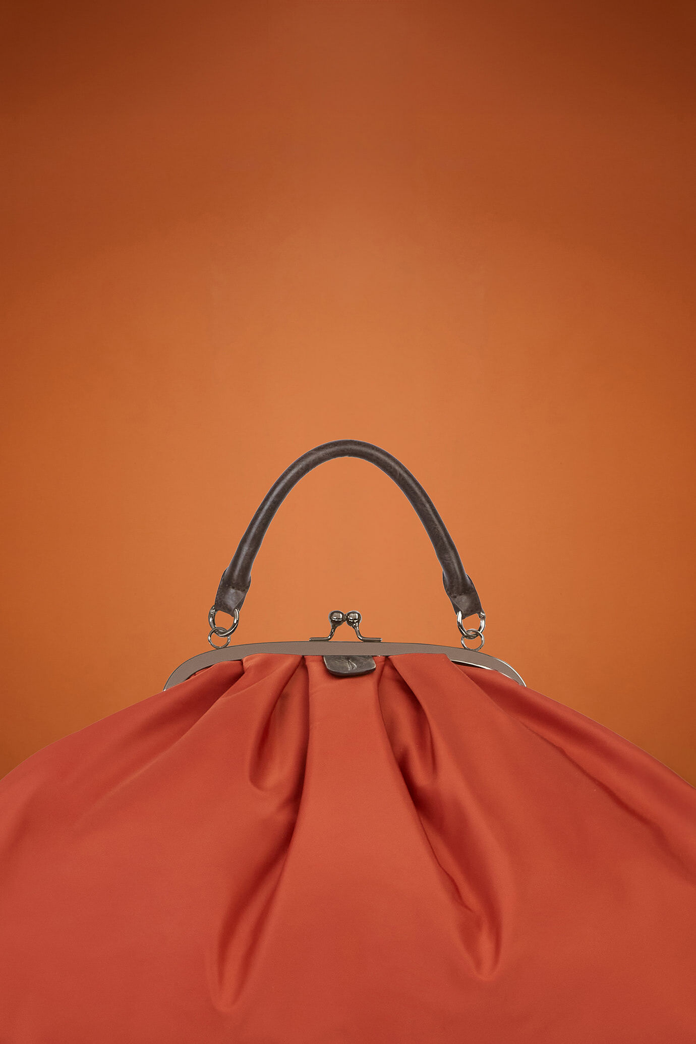 Borsa da viaggio donna in tessuto tecnico con dettagli in ecopelle image number 3