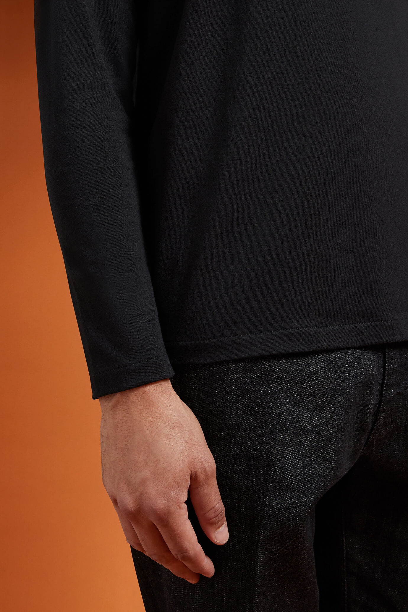 T-shirt uomo girocollo 100% cotone con maniche lunghe regular fit image number 3