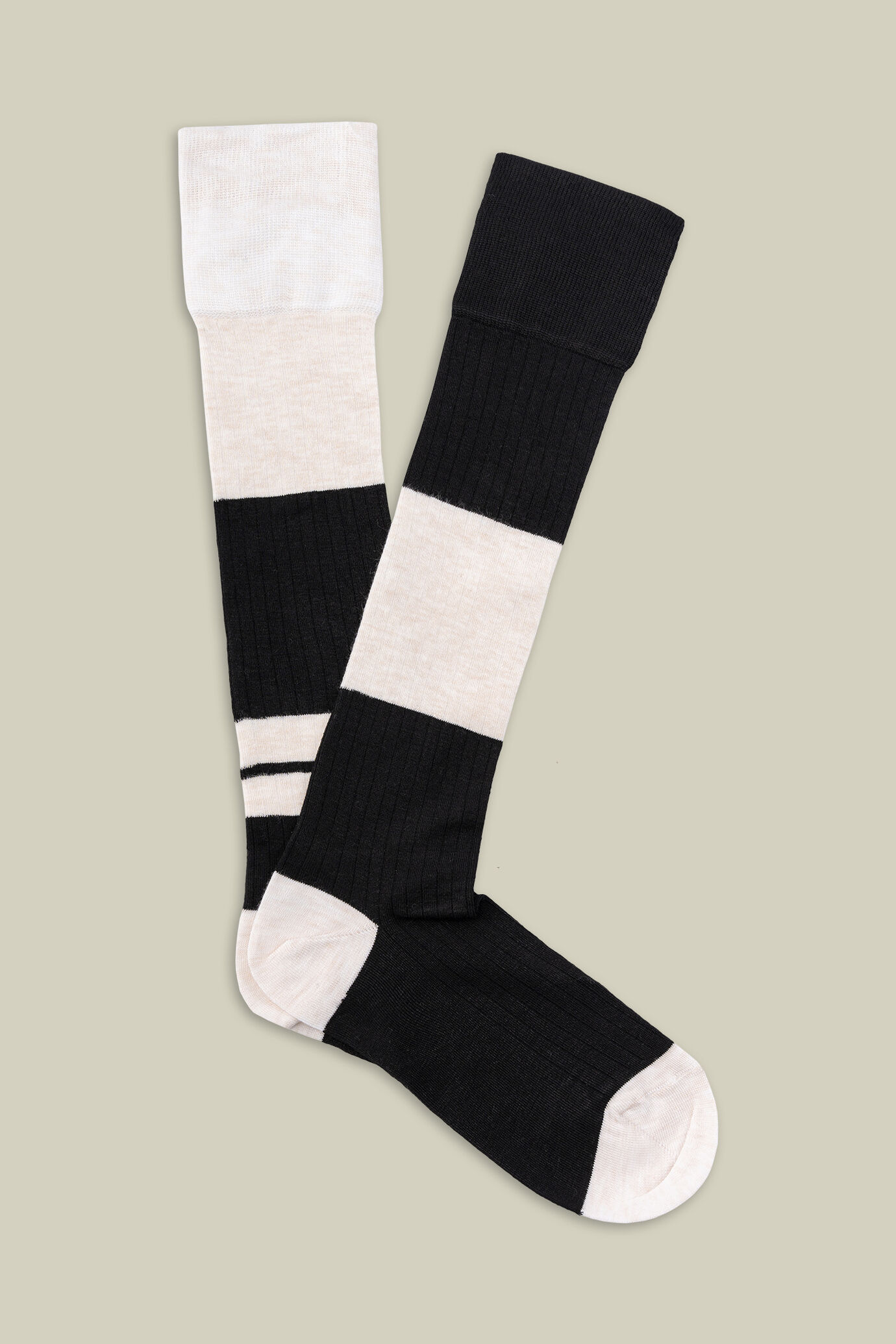 Zweifarbige Damensocken