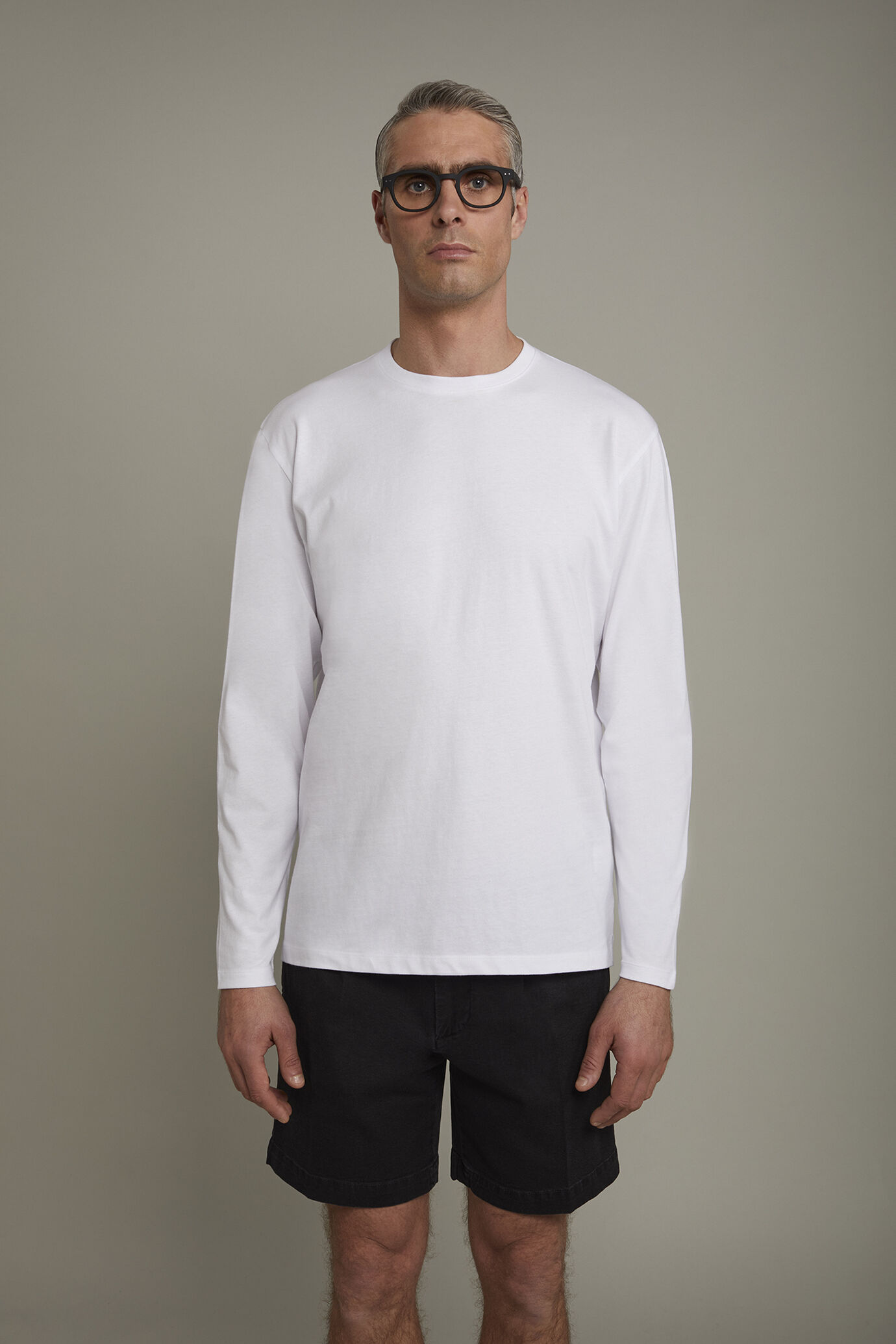 T-shirt homme à col rond et manches longues en 100 % coton coupe régulière image number 2