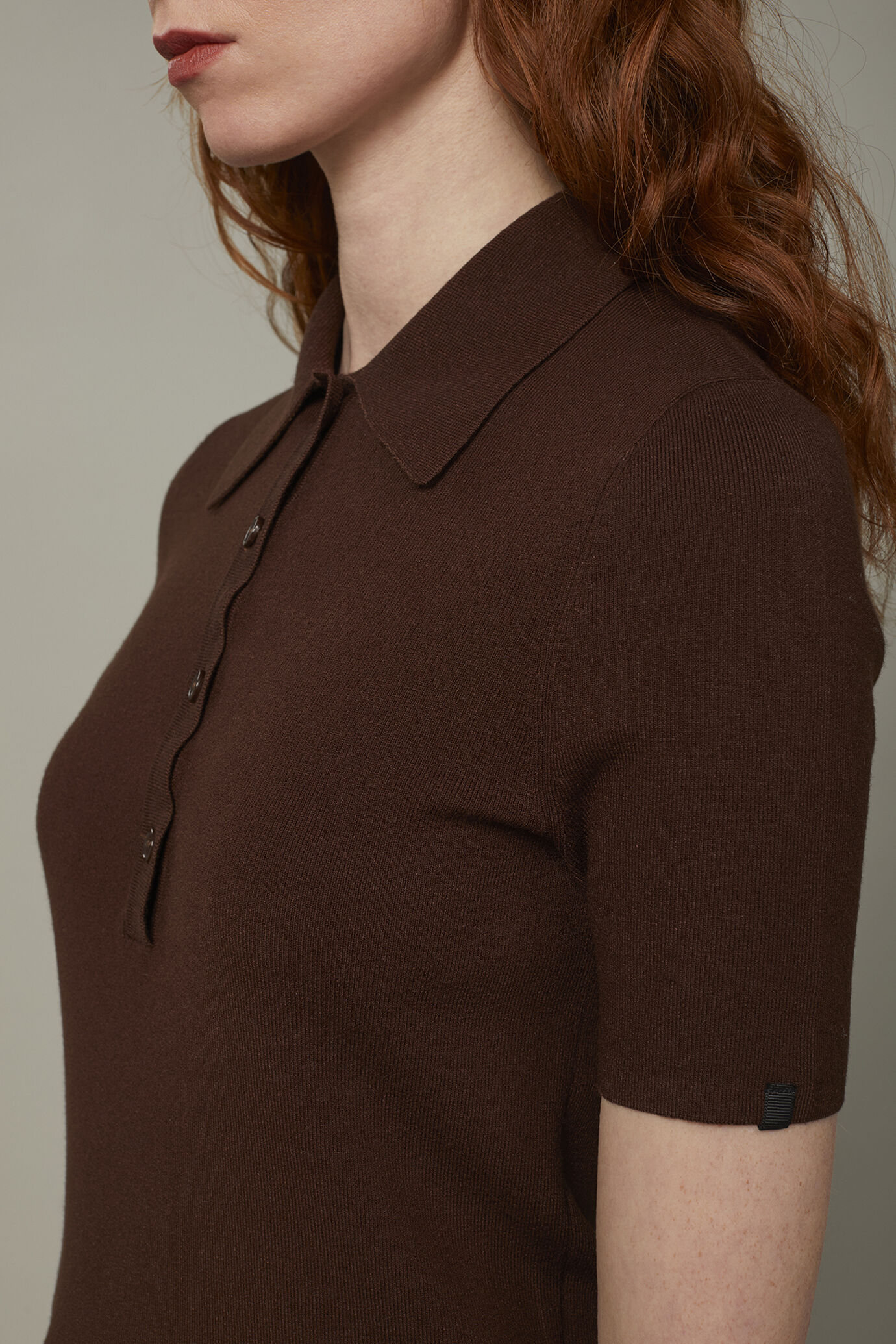 Polo femme en maille à manches courtes, couleur unie image number 4