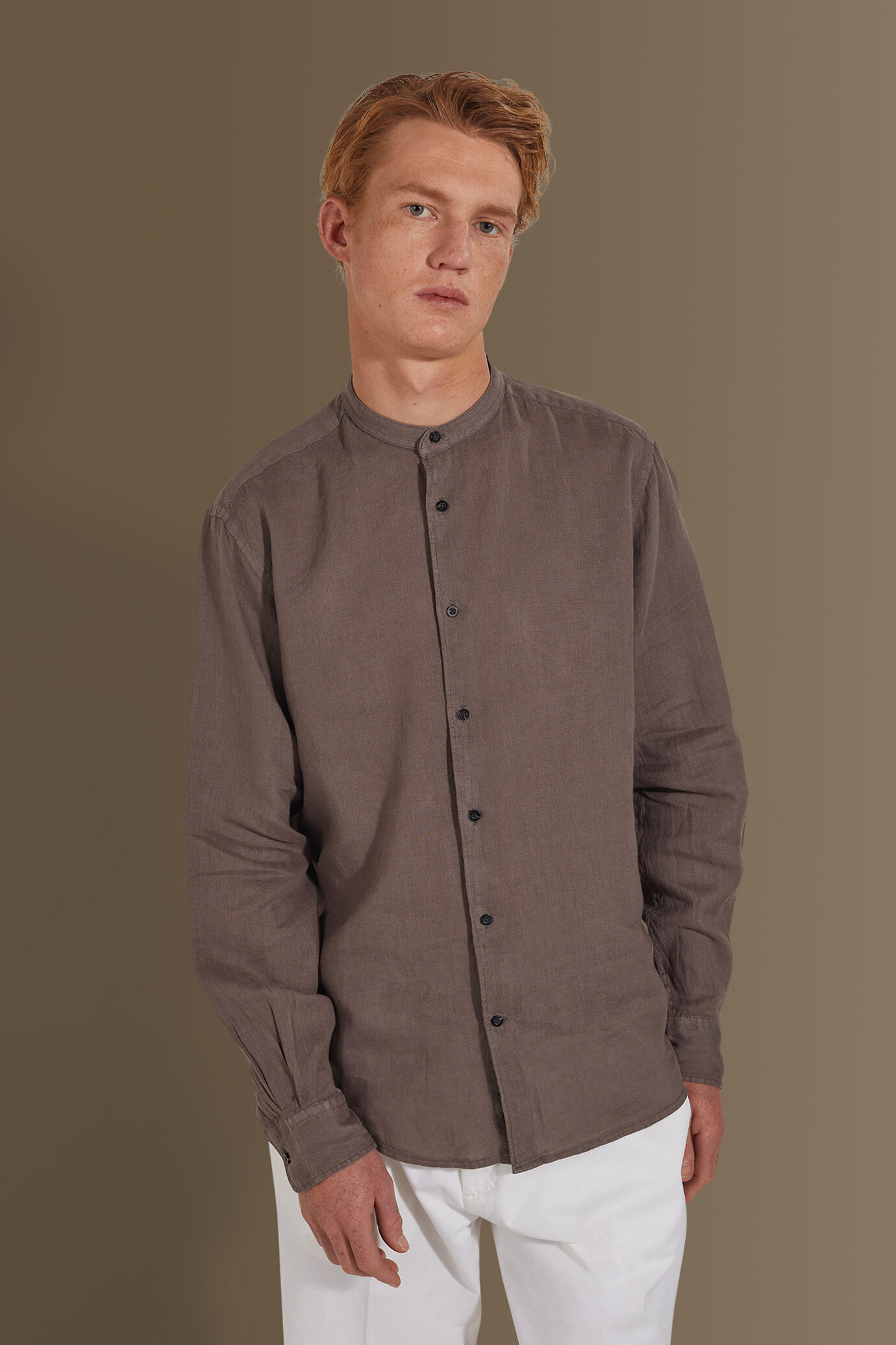 Camicia casual collo coreano 100% lino tinta unita uomo image number 1