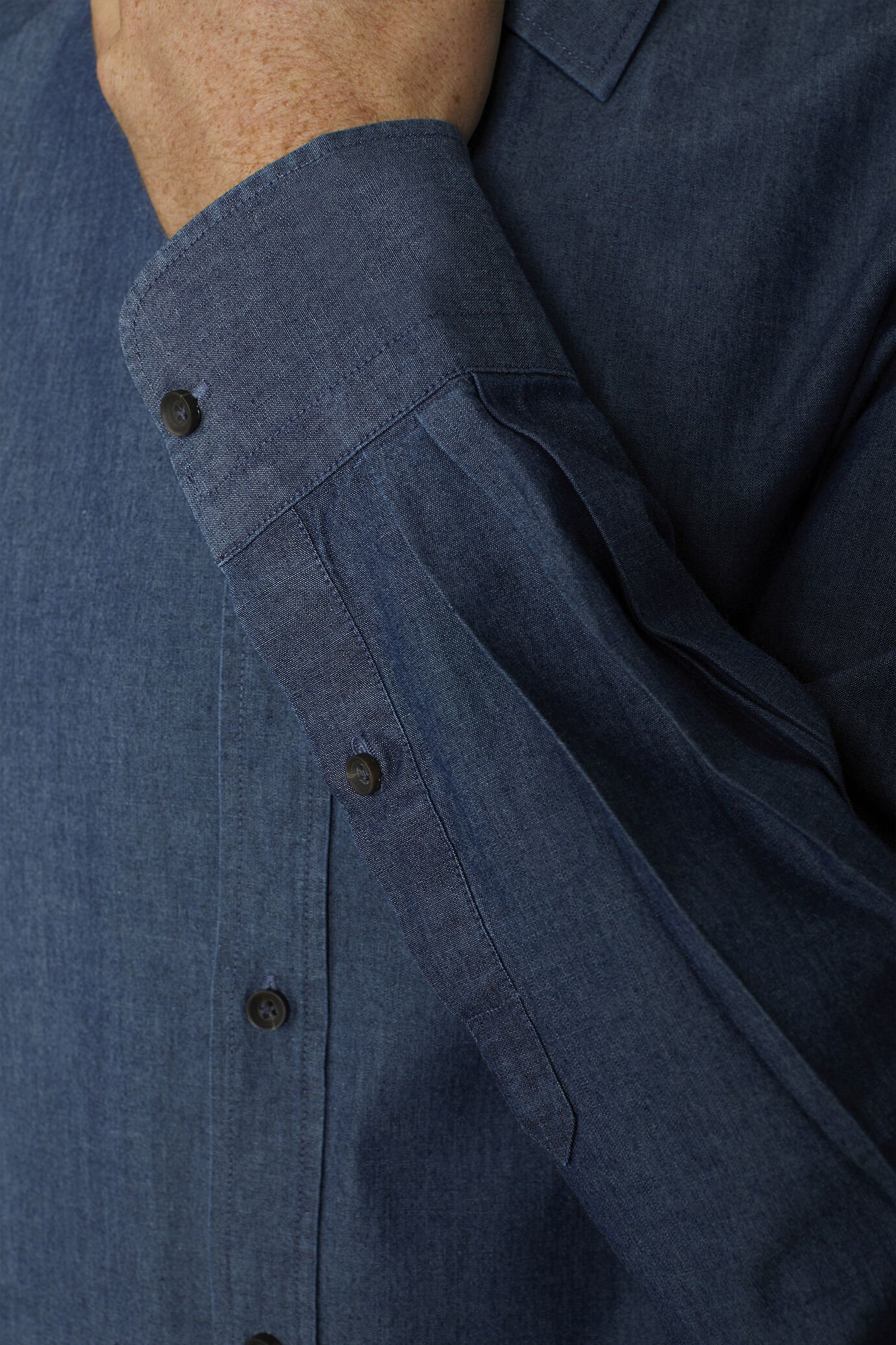 Lässiges Hemd Französischer Kragen Komfort Passform Chambray Stoff image number 3