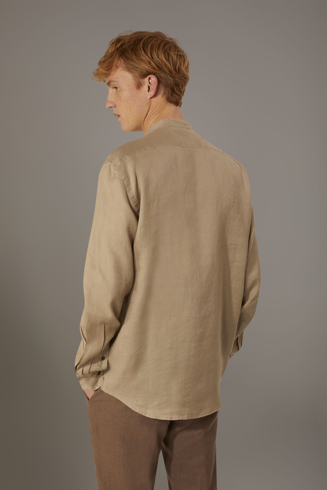 Casuales Hemd mit Mandarinkragen und bequemer Passform aus 100% Leinen image number 2