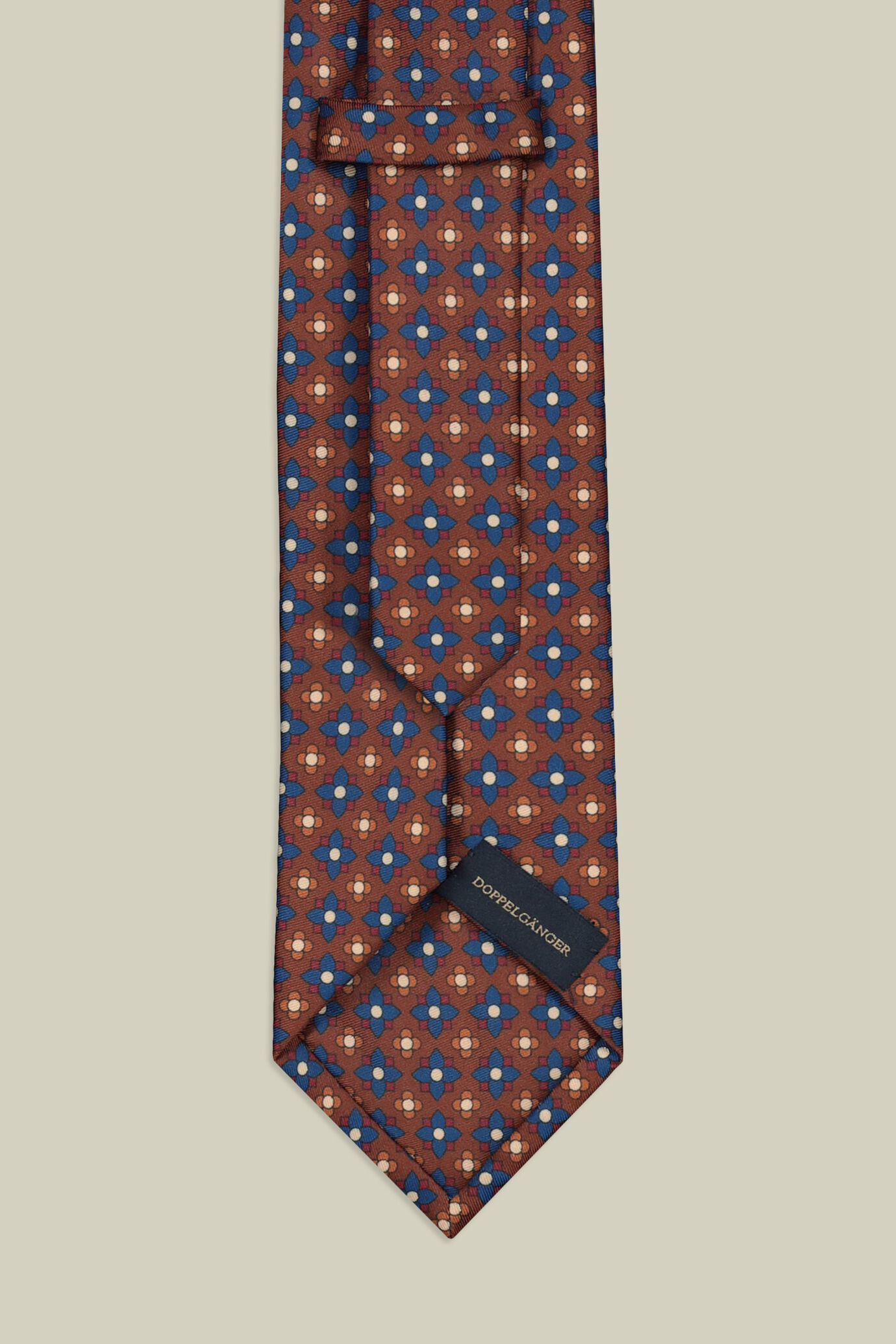 Men's tie with macro geometric pattern image number 2
