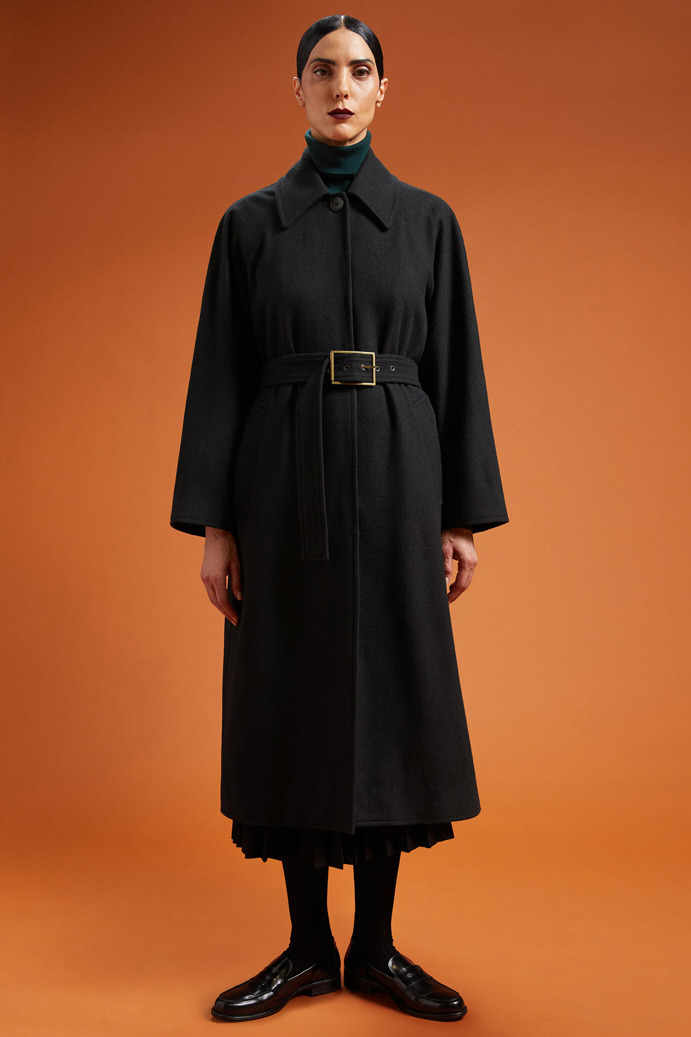 Women's long single-breasted coat with raglan sleeves and a buckle belt in a regular fit image number 0