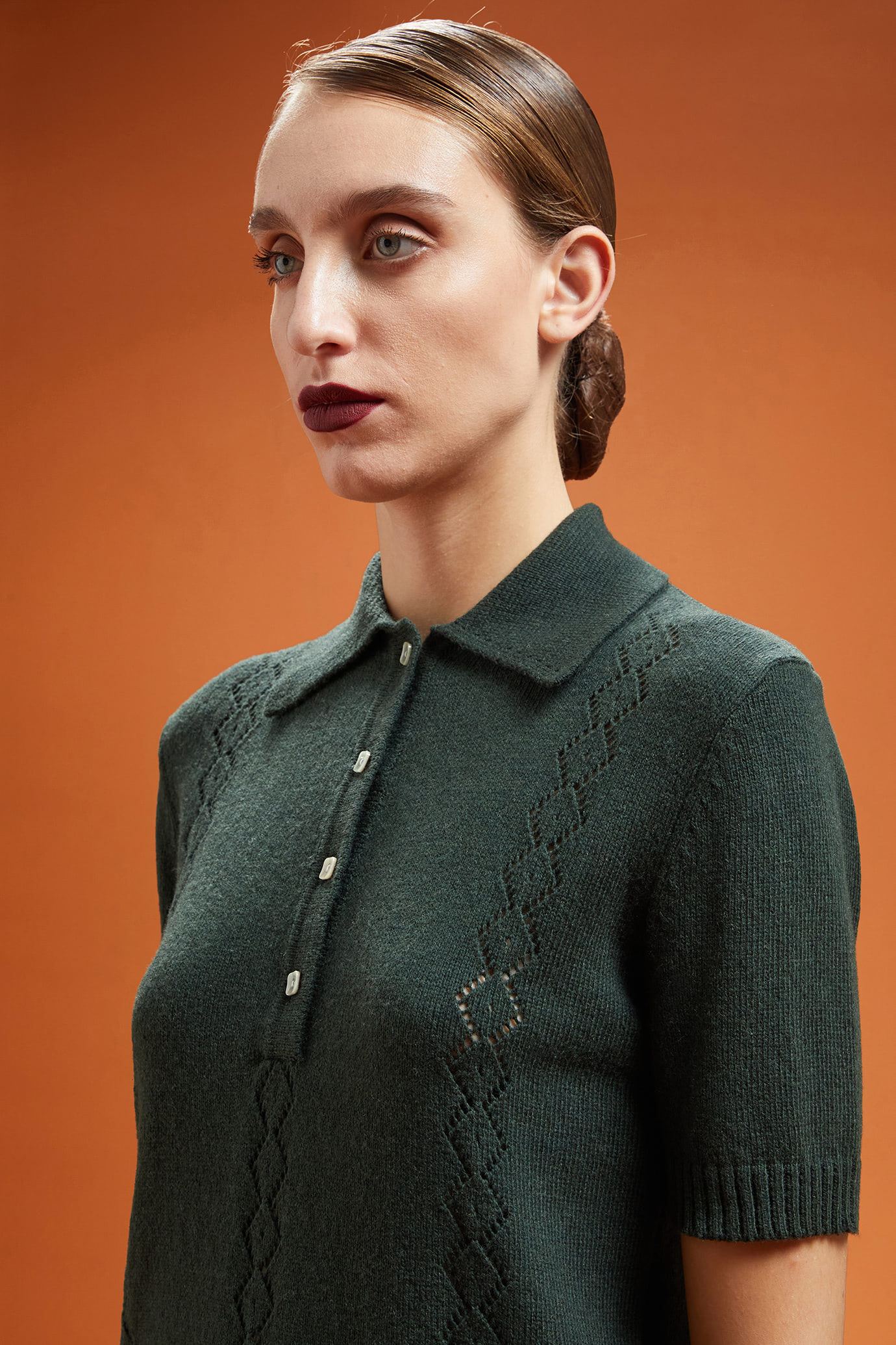 Damen-Poloshirt aus Strick mit halblangen Ärmeln in normaler Passform image number 3