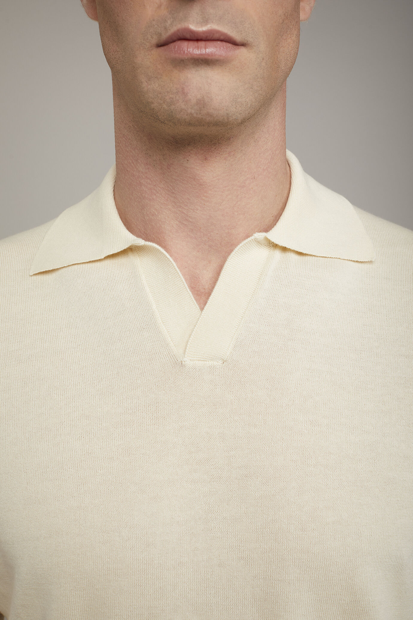 Polo in maglia uomo collo derby 100% cotone con manica corta regular fit image number 3