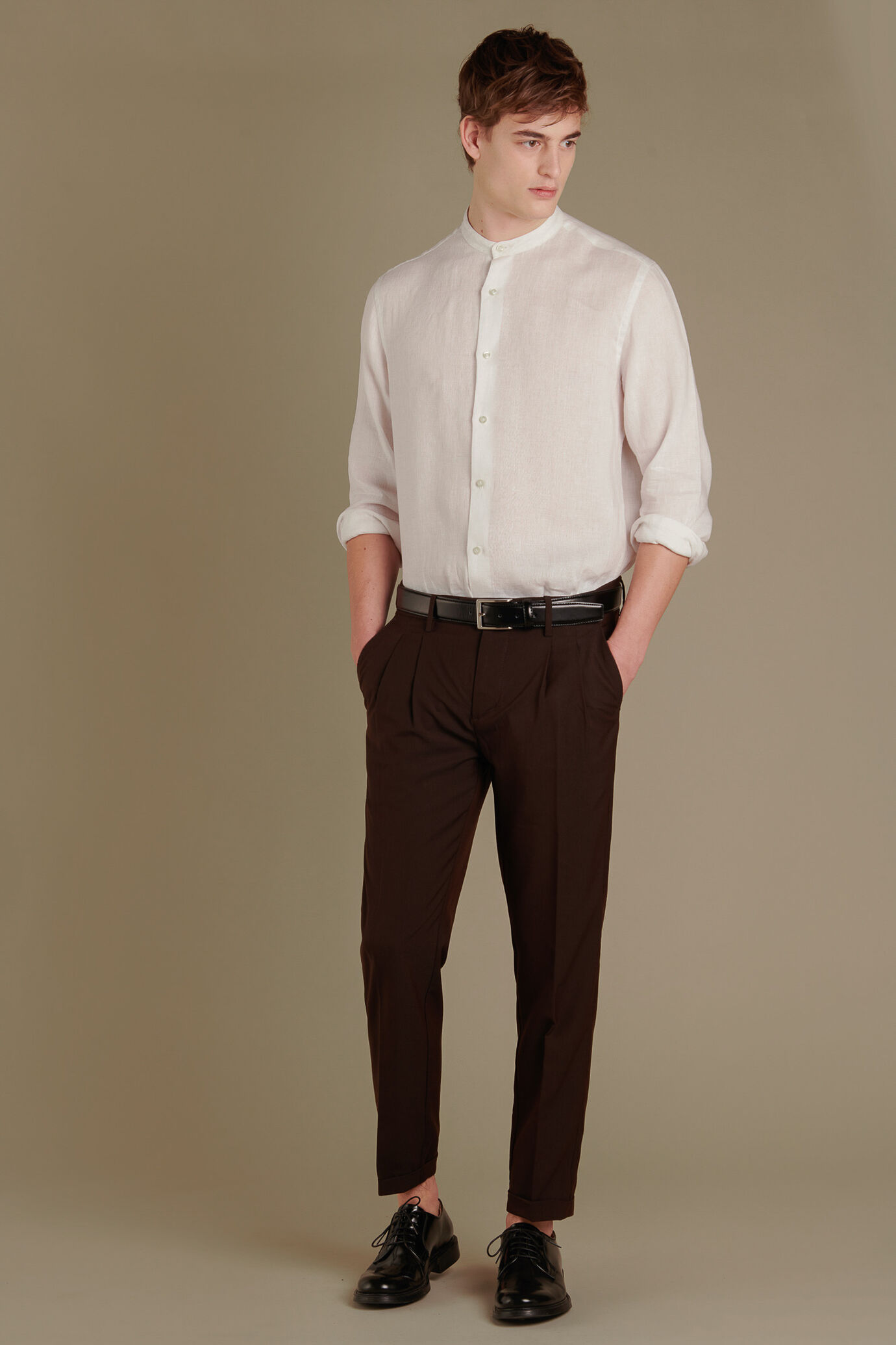 Pantaloni uomo con doppia pince image number 0