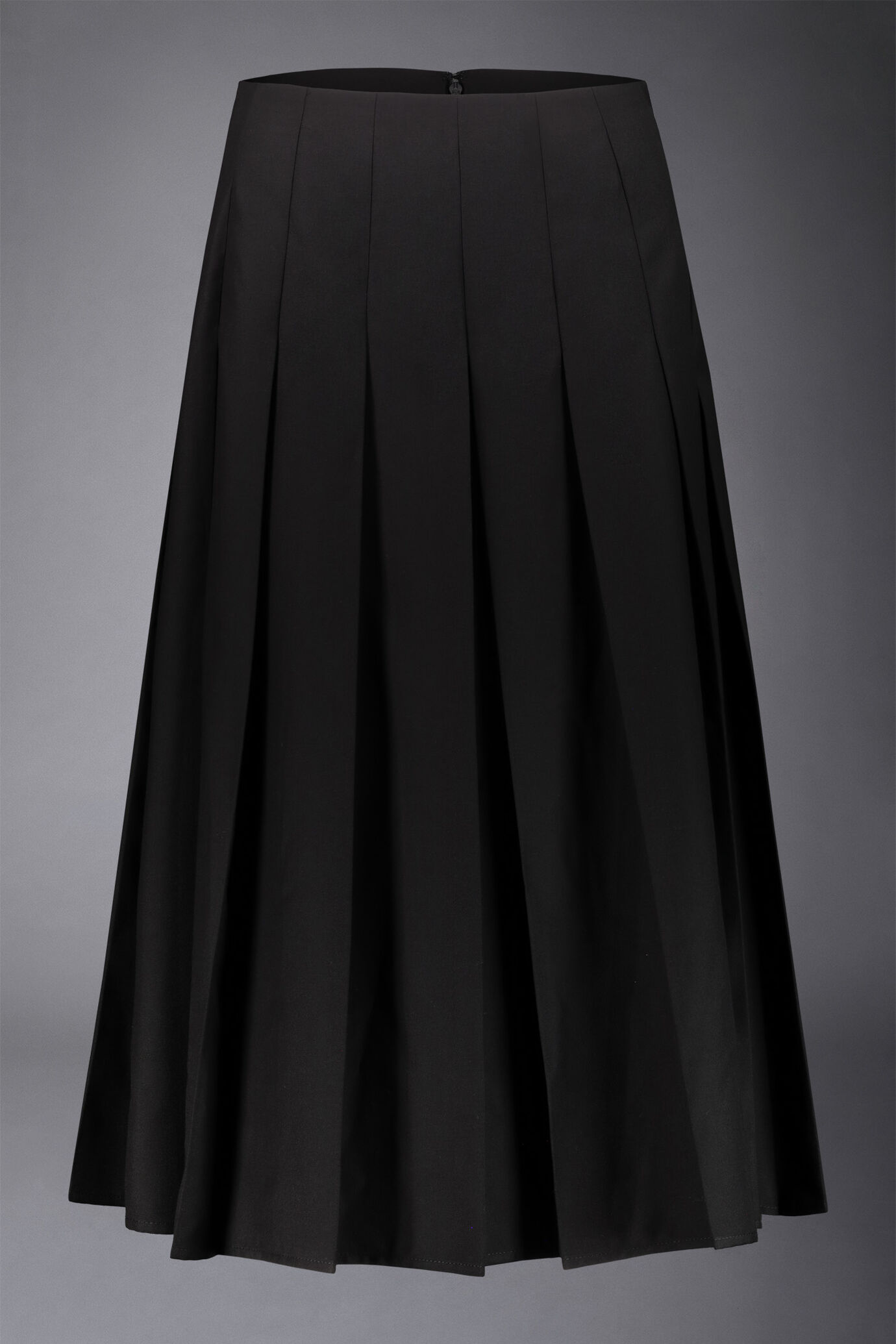 Women's plain pleated longuette skirt image number 4