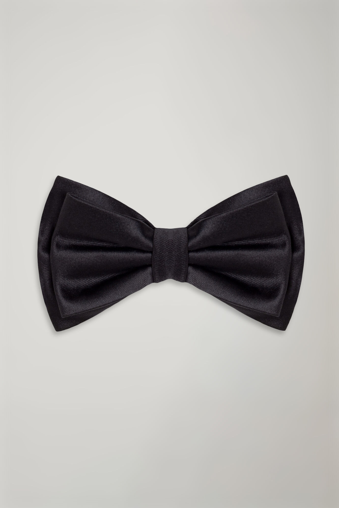 Men's Solid colour bow tie image number 0