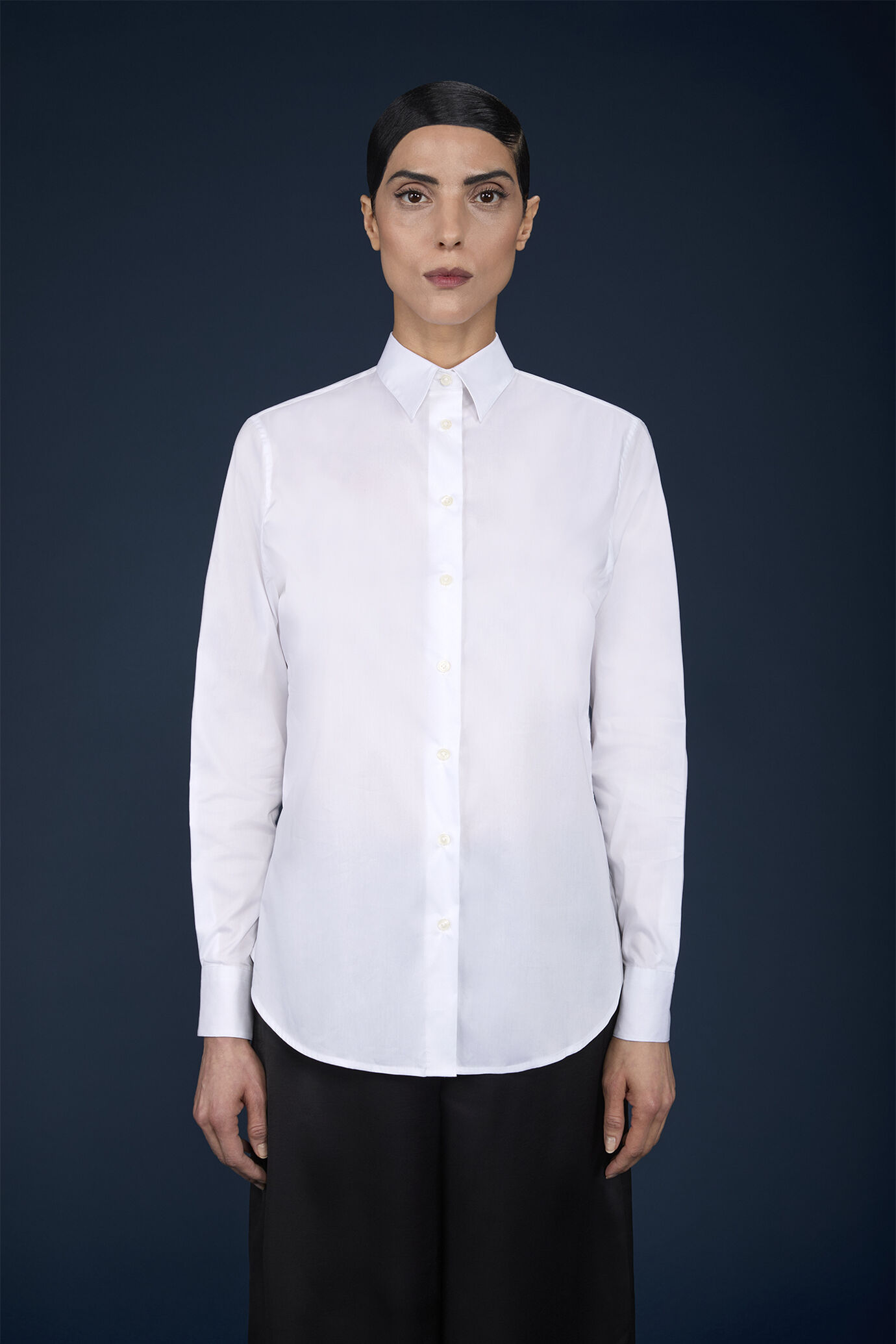 Chemise classique unie pour femme