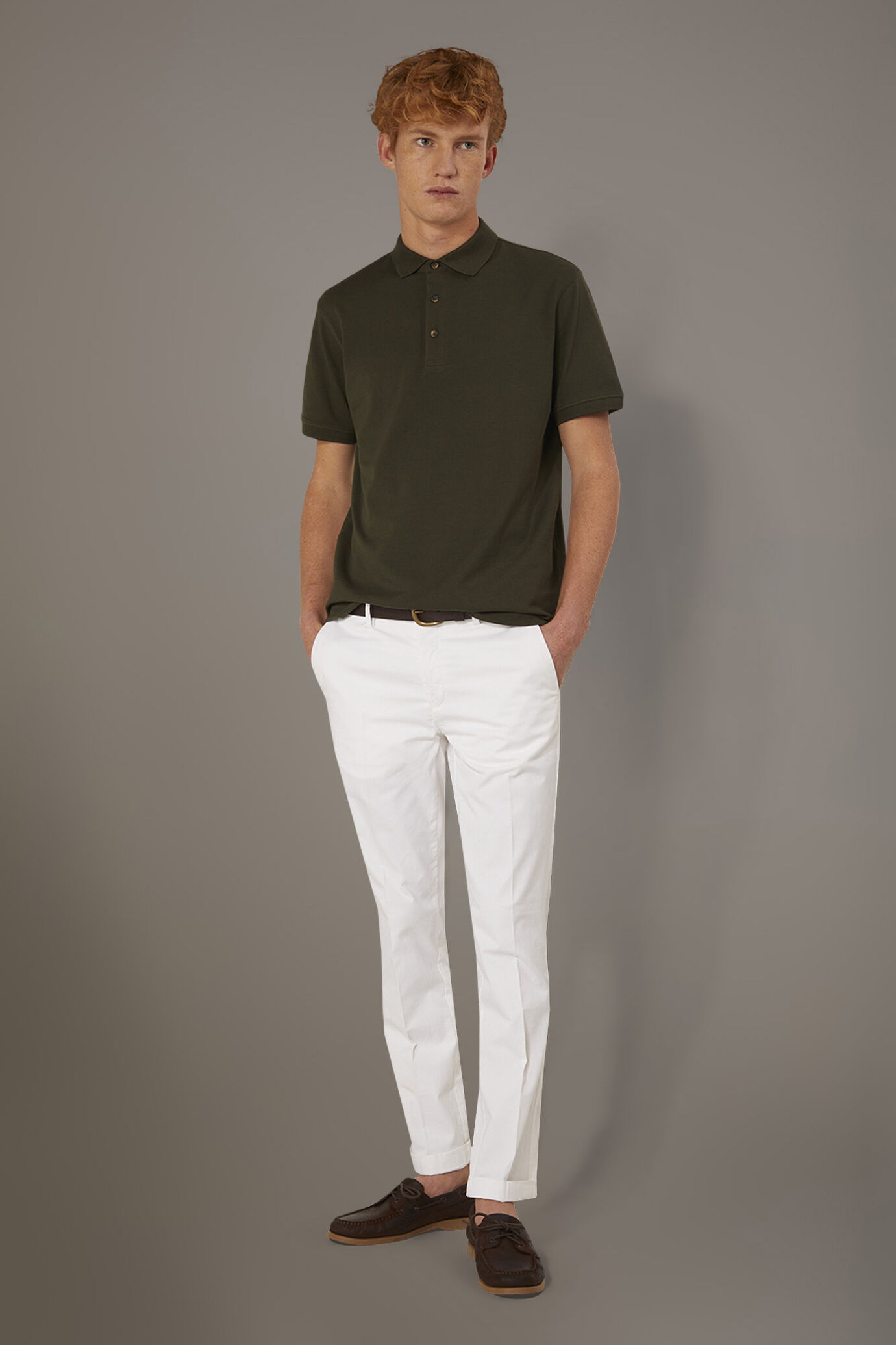 Pantalone chino regular fit costruzione twill image number 0
