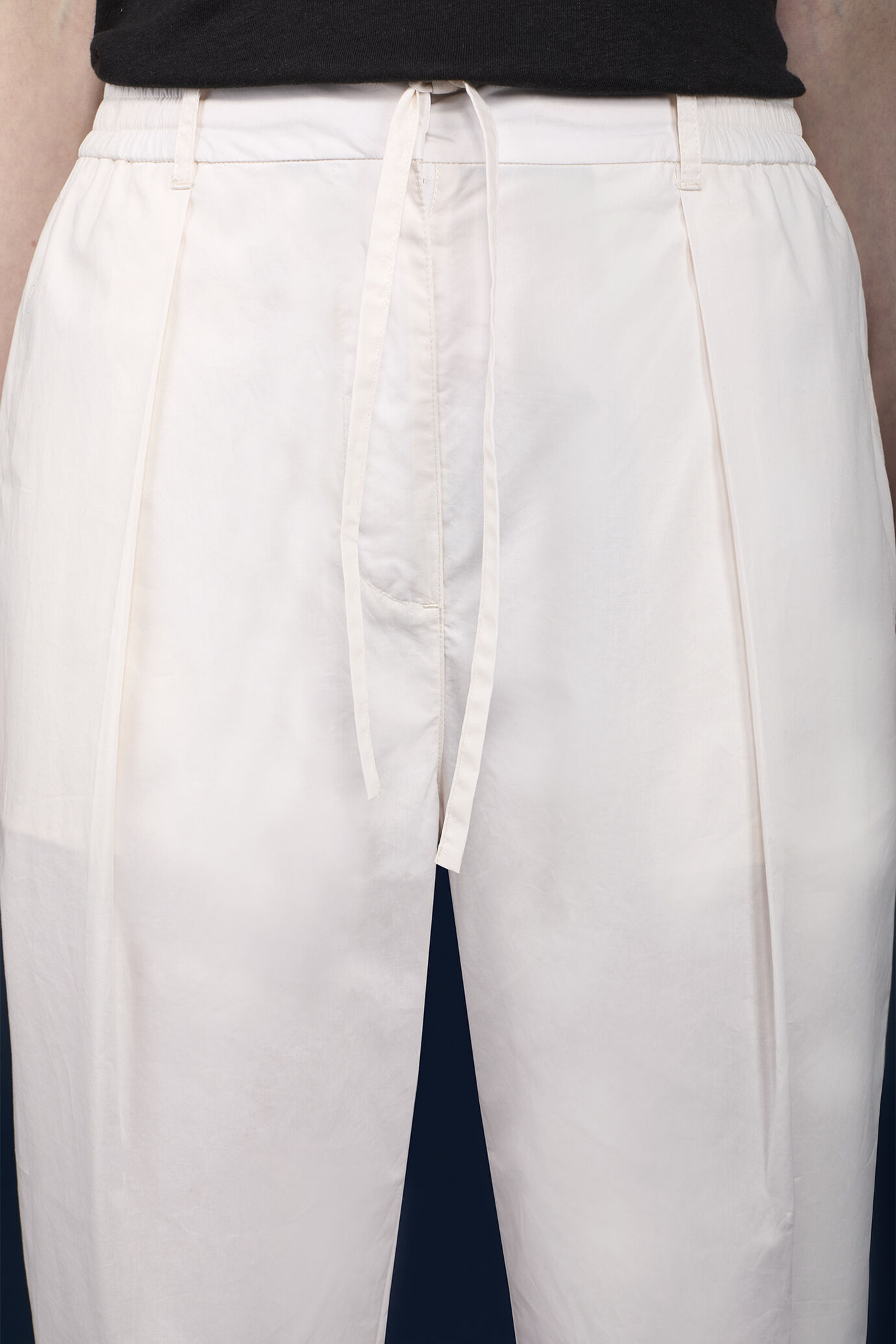 Pantalone donna con pince 100% cotone image number 2