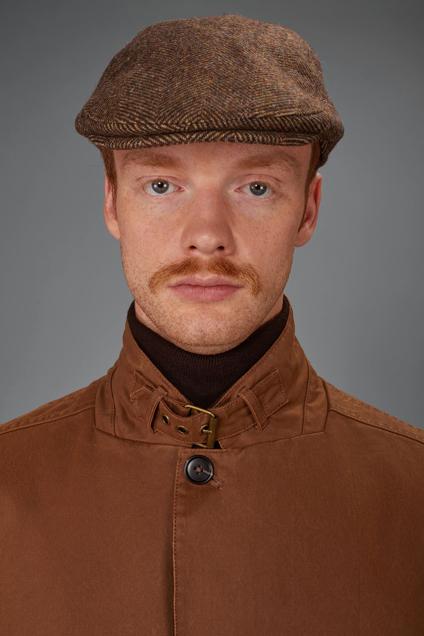 Men&rsquo;s regular-fit waxed jacket image number 2