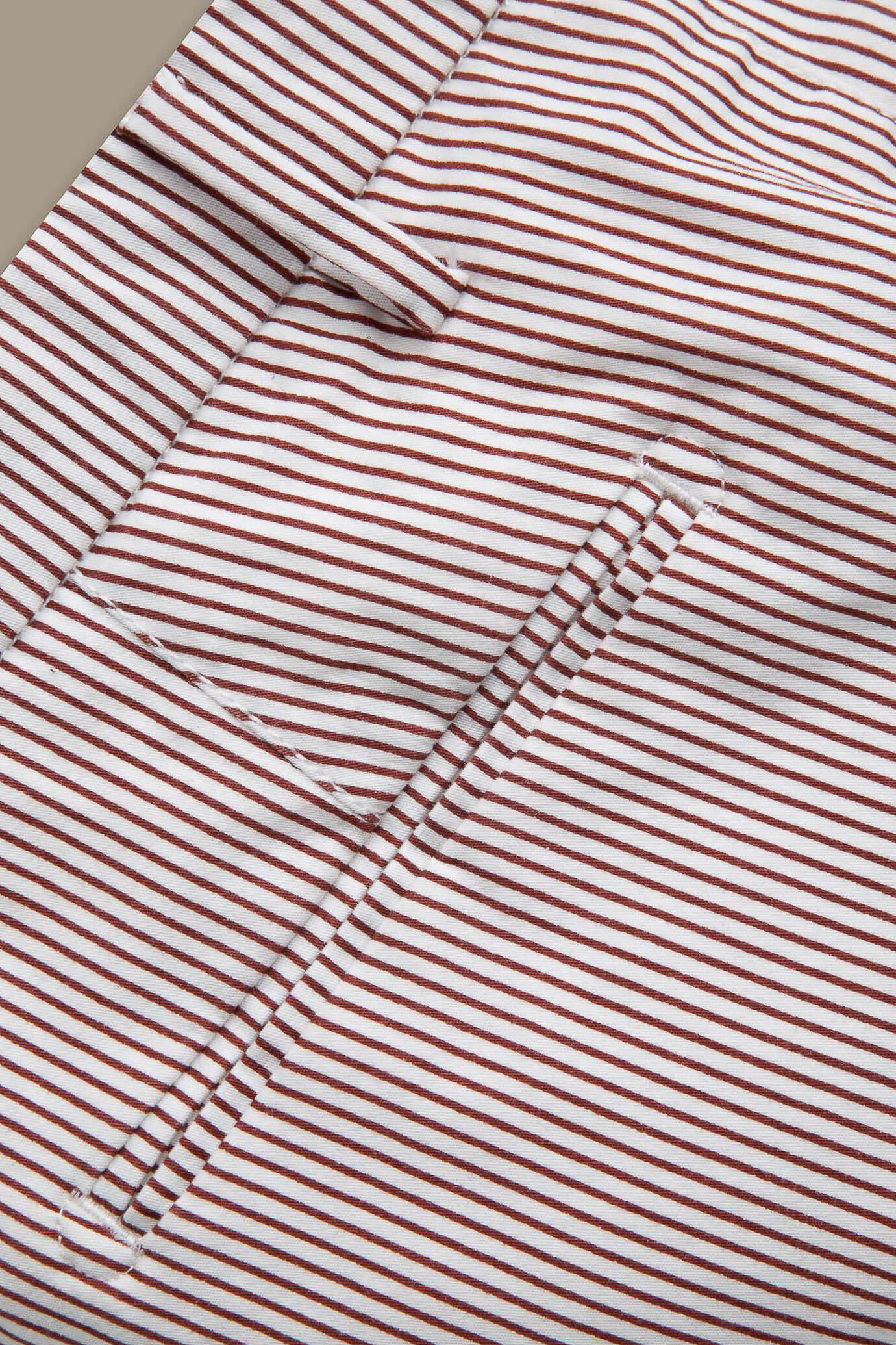 Chino trousers twill construction printed stripes image number 1