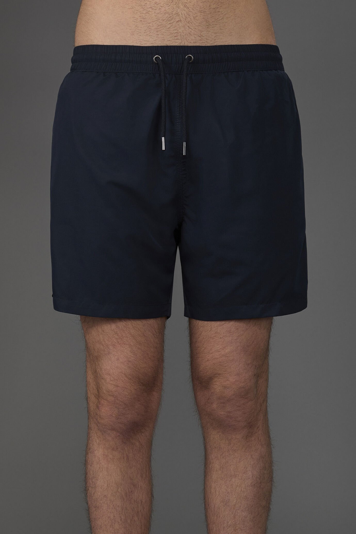 Einfarbige Herren-Badehose image number 2