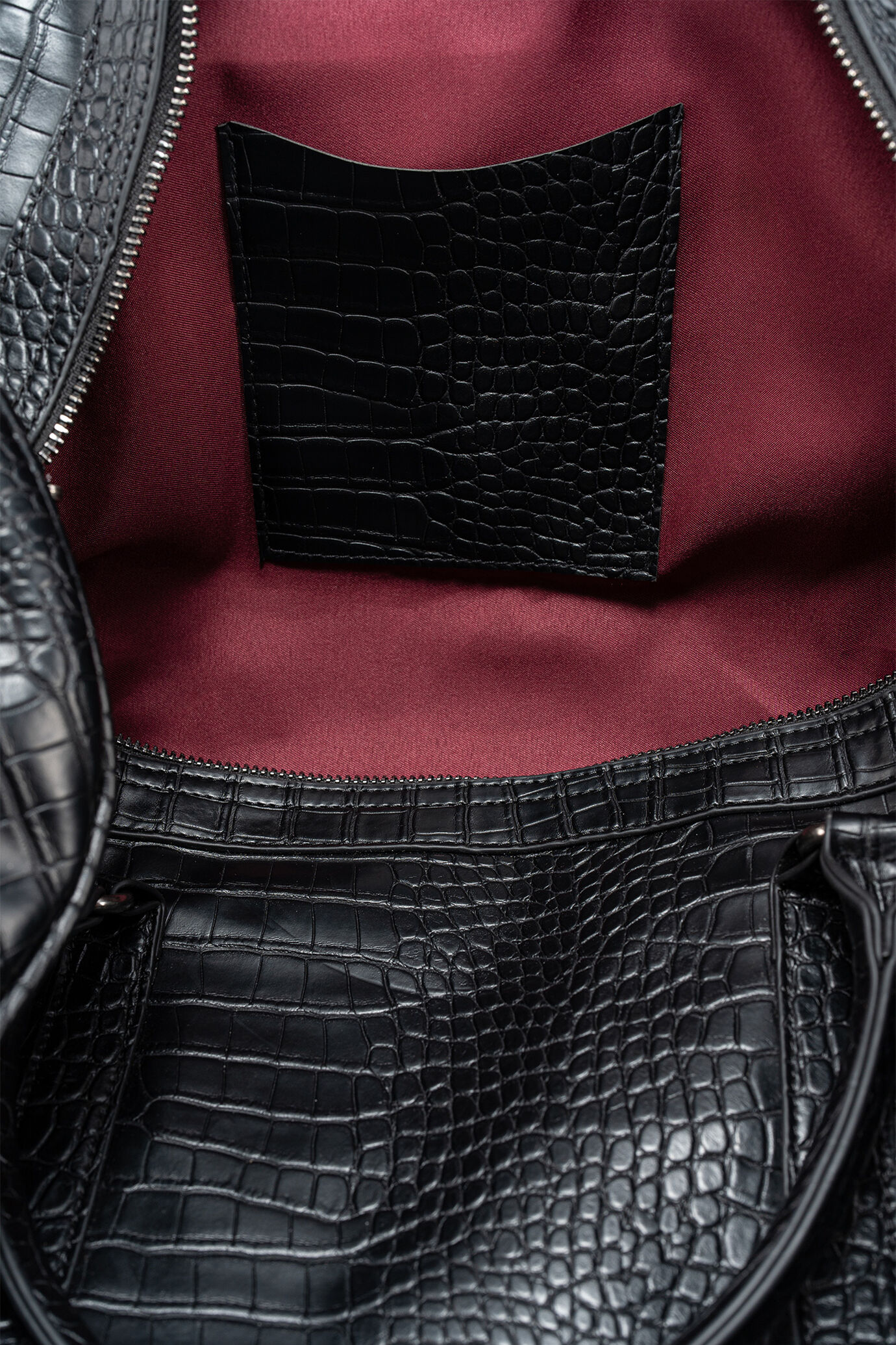 Reisetasche für Herren aus Kunstleder in mattem Krokodillook image number 4