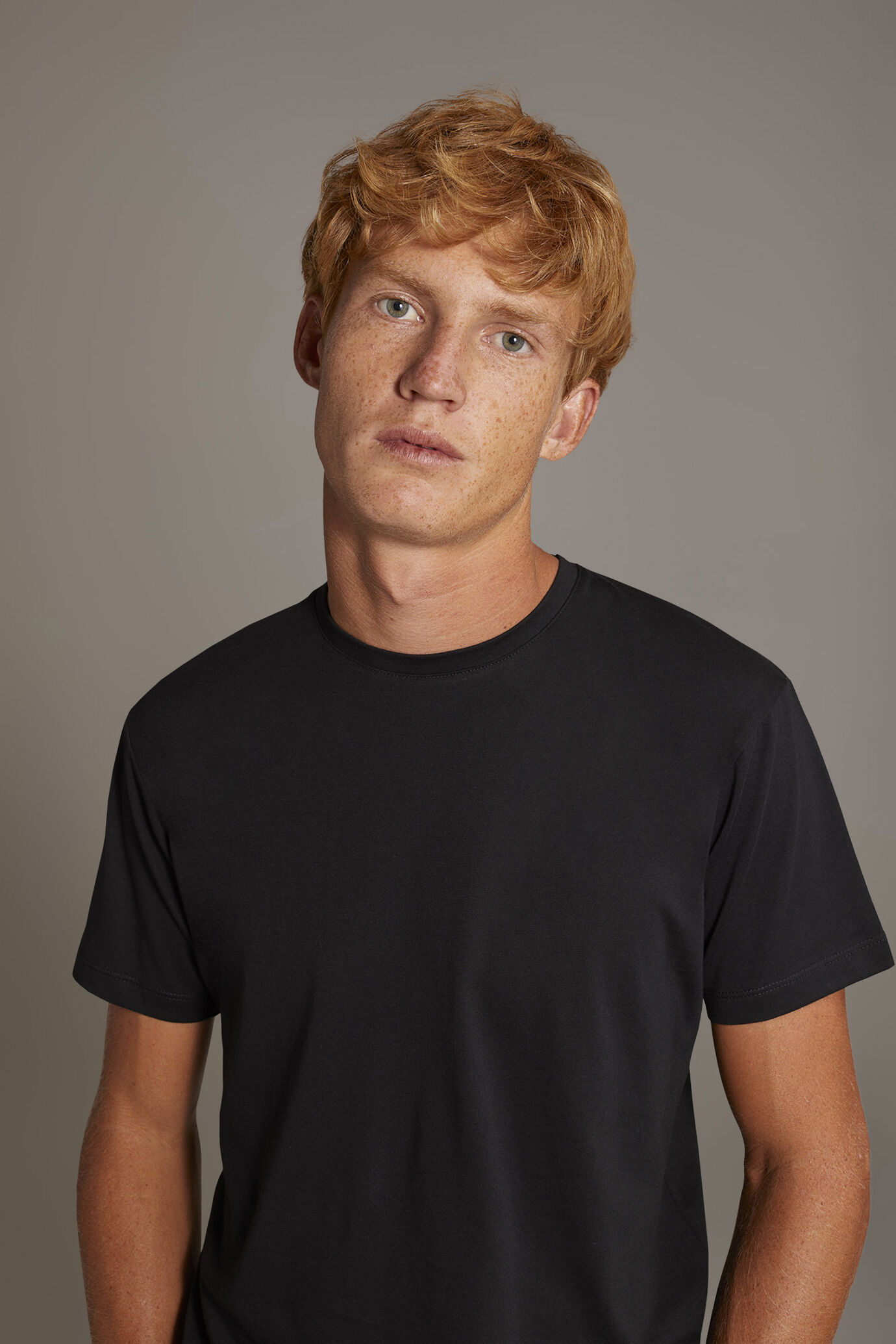 T-shirt girocollo 100% cotone made in Italy image number 1