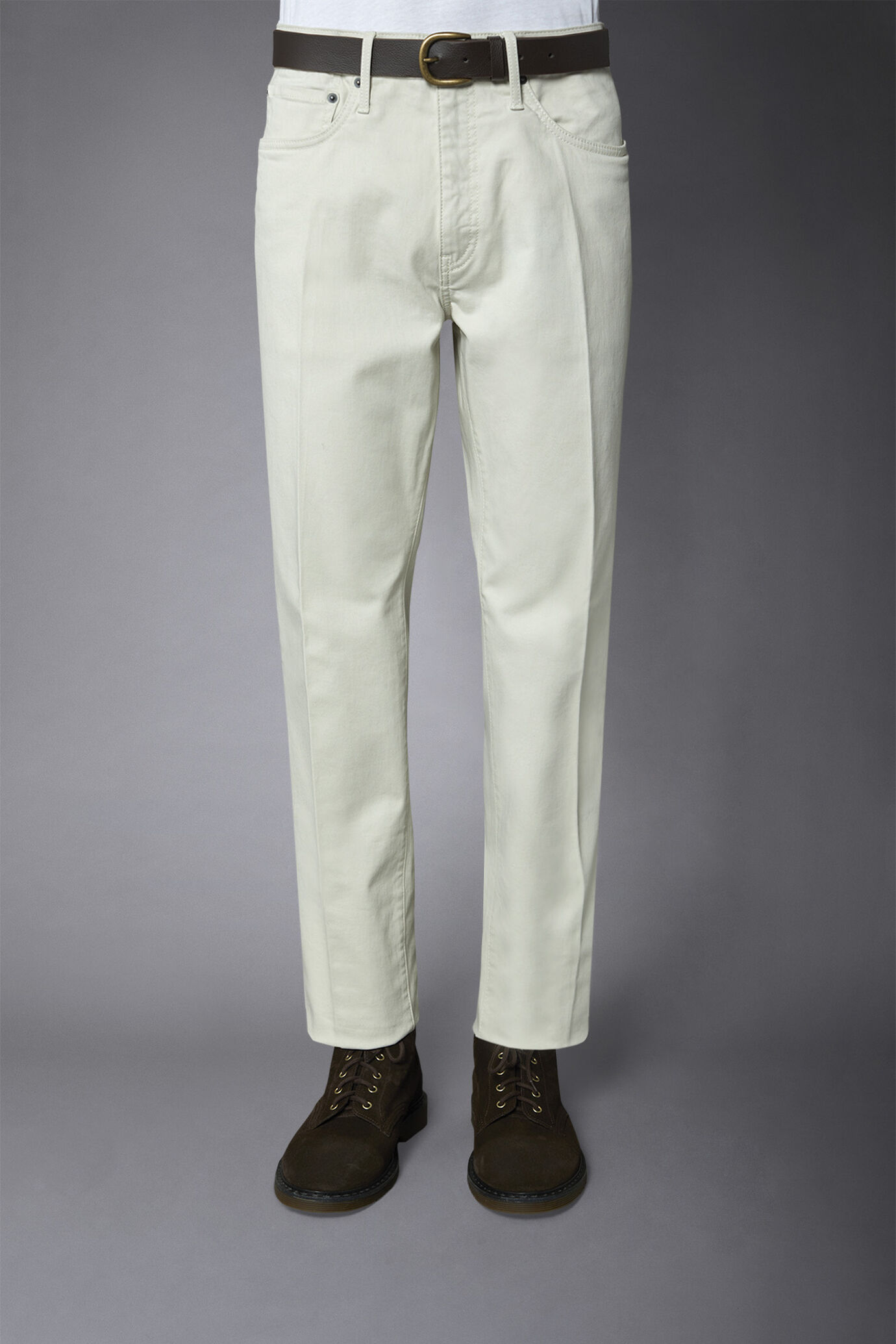 5-Pocket-Hose aus gewaschenem Twill in normaler Passform image number 4