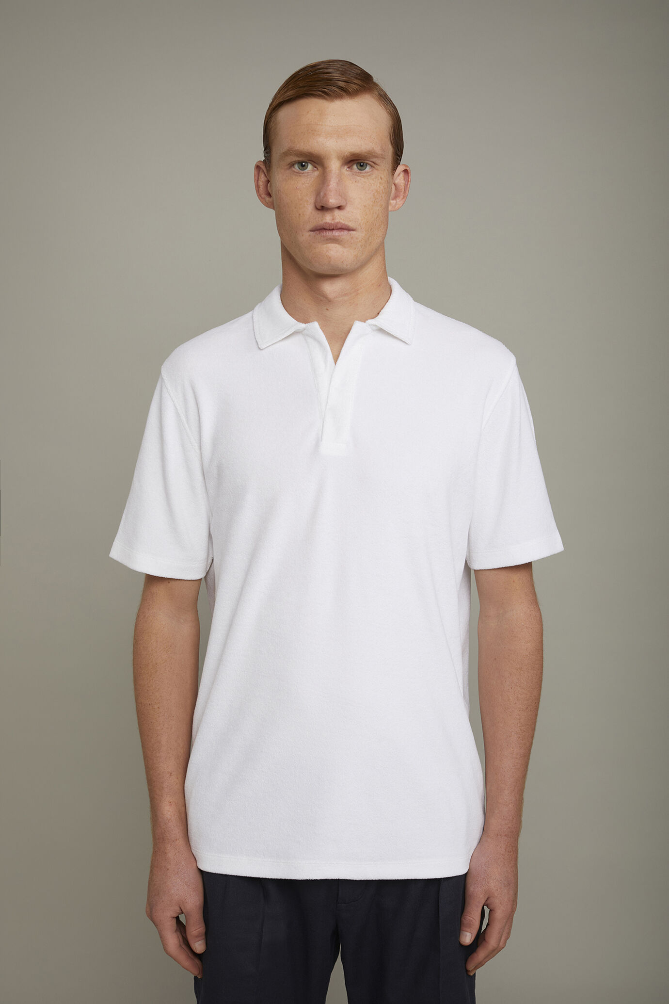 Men’s short sleeve polo shirt with terry fabric and derby collar regular fit