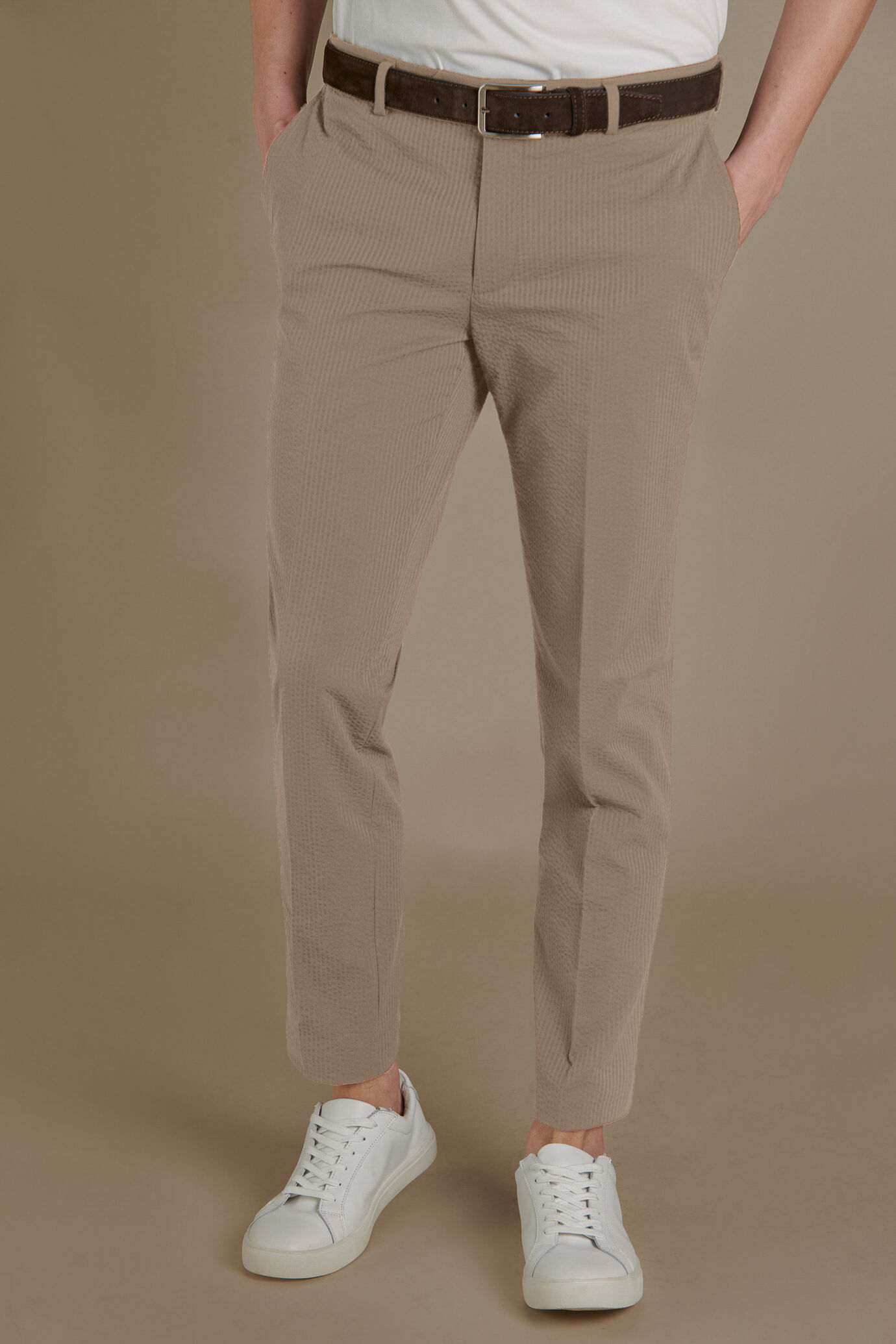 Pantalone classico con risvolto image number 1