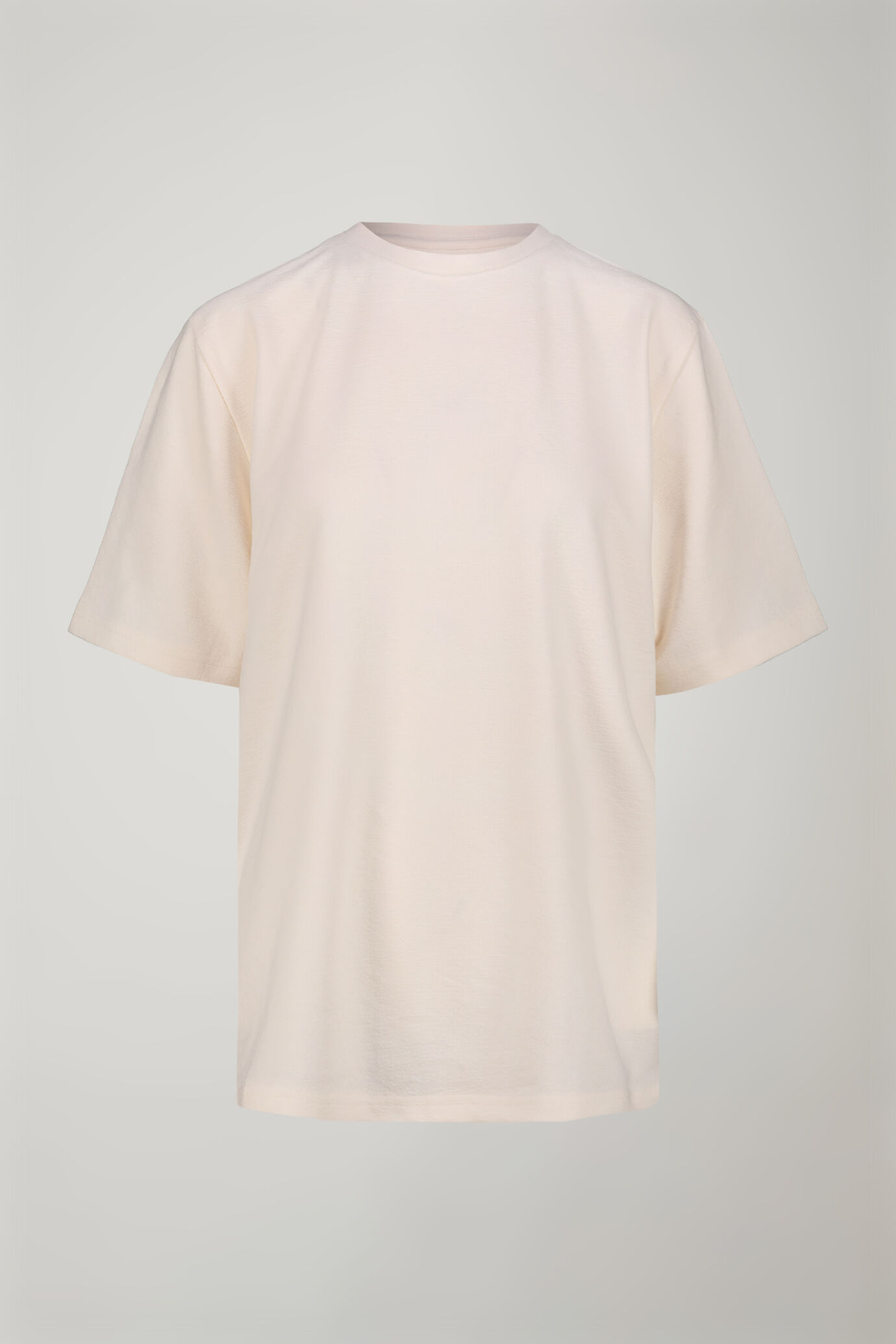 Damen-T-Shirt in &Uuml;bergr&ouml;&szlig;e aus 100 % Baumwolle image number 4